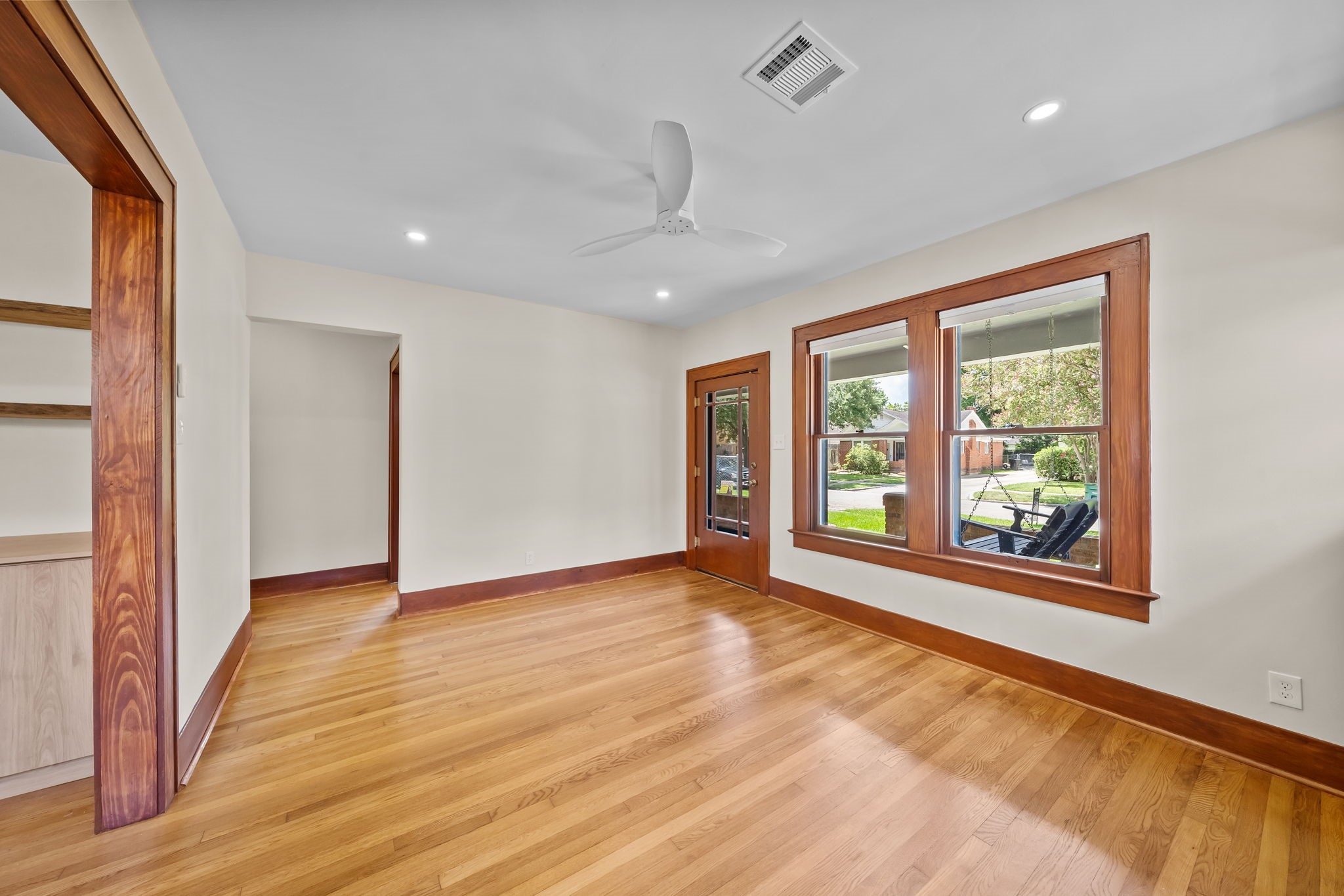 1429 Munger Street Property Photo 5