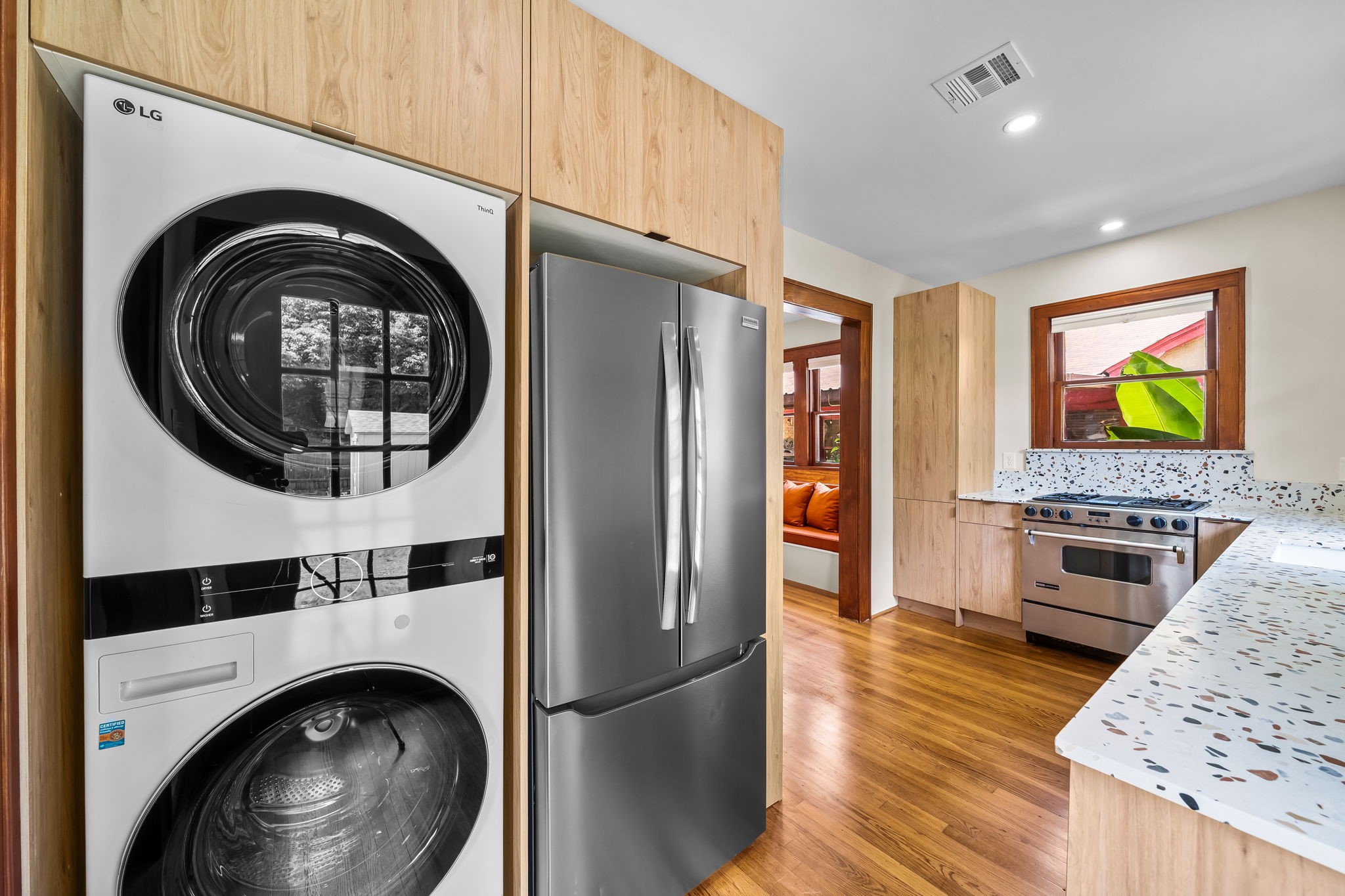 1429 Munger Street Property Photo 15