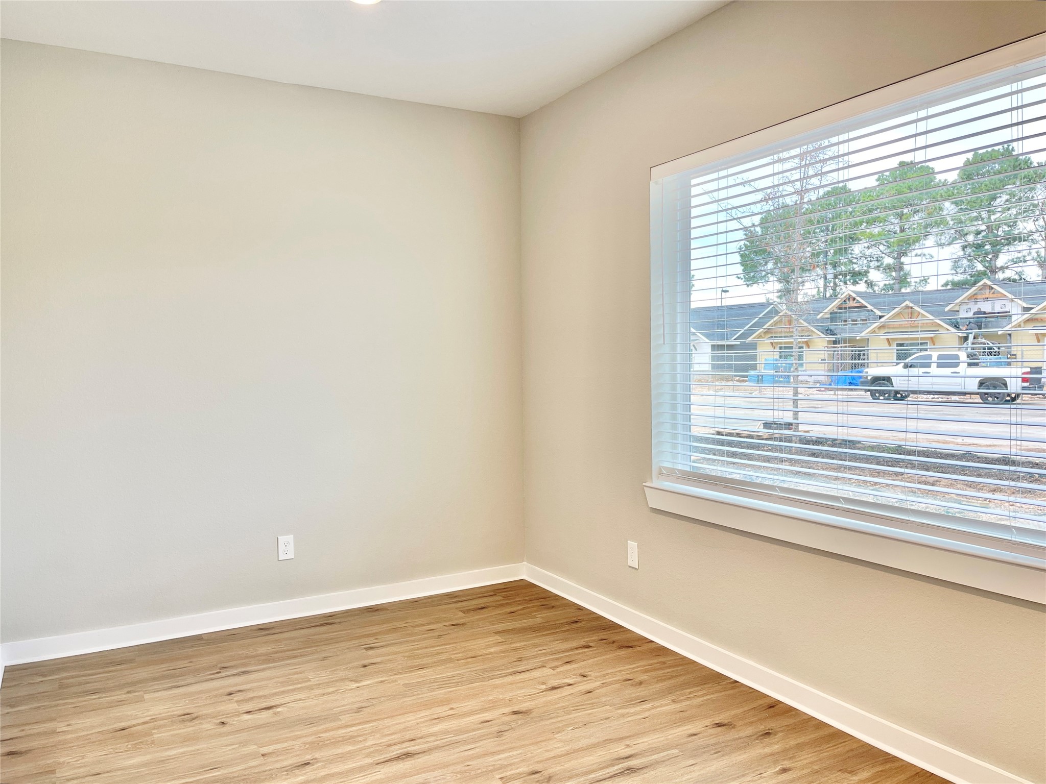 10317 Lake Road 4a Property Photo 5