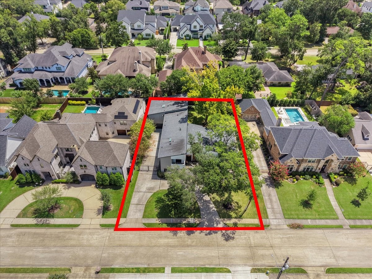1418 Huge Oaks Property Photo 49