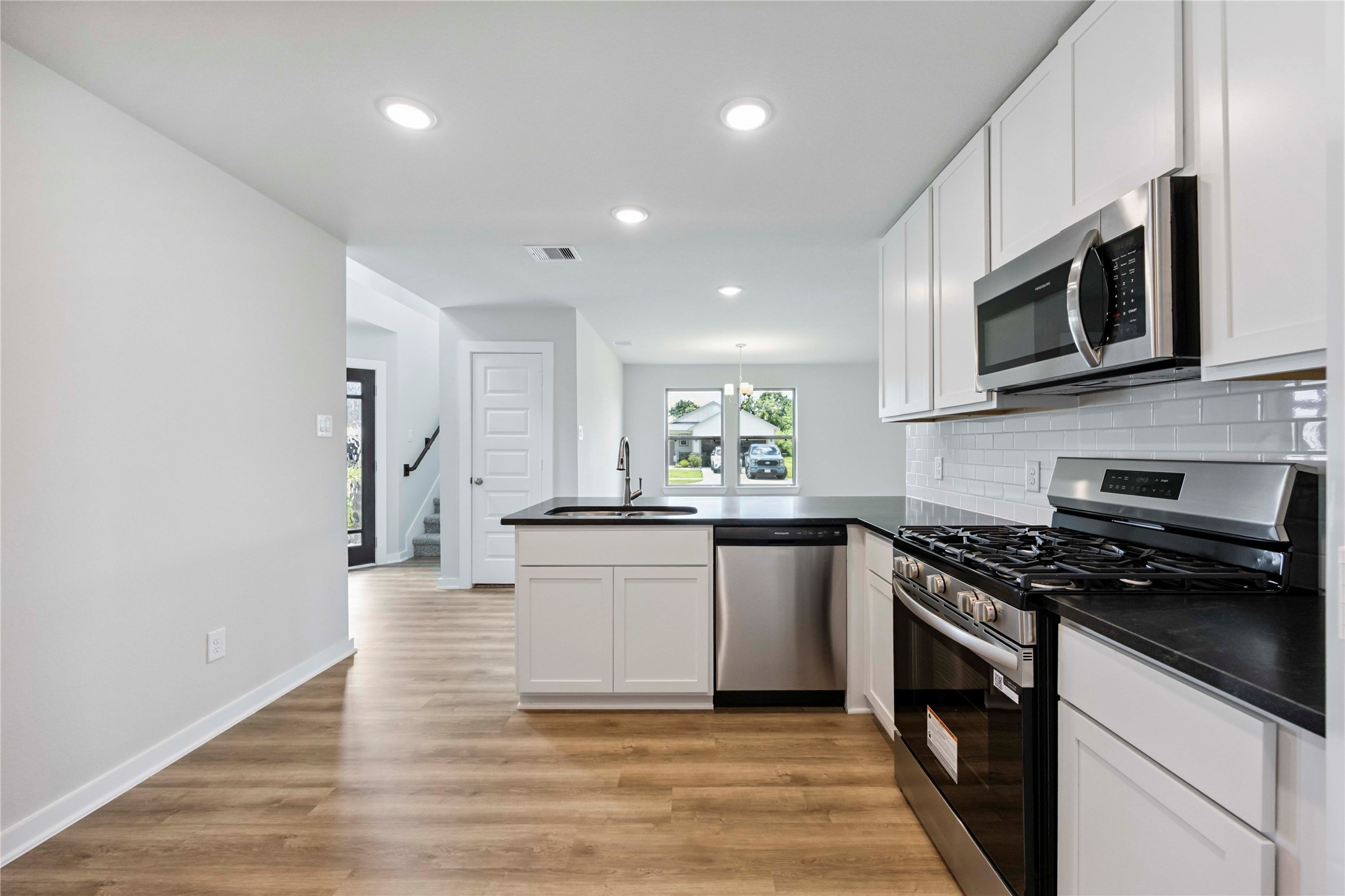 1200 Haverford Lane Property Photo 11