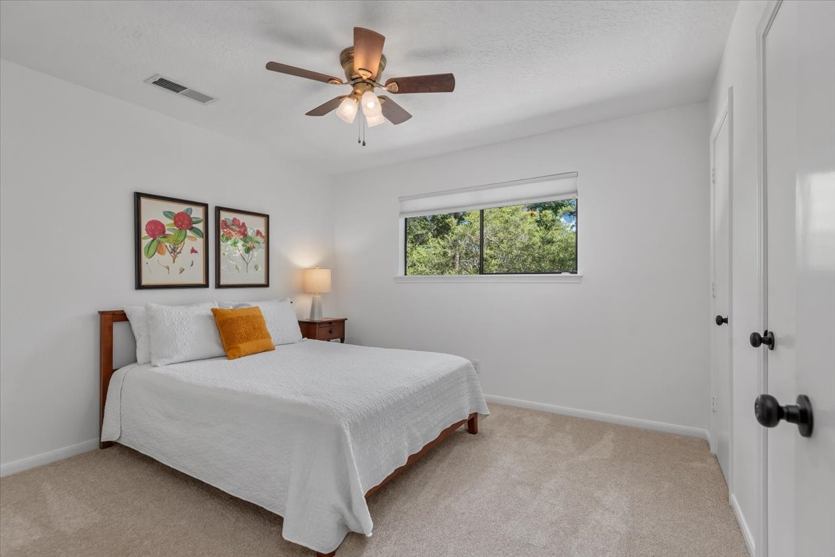 10 Cape Chestnut Drive Property Photo 21