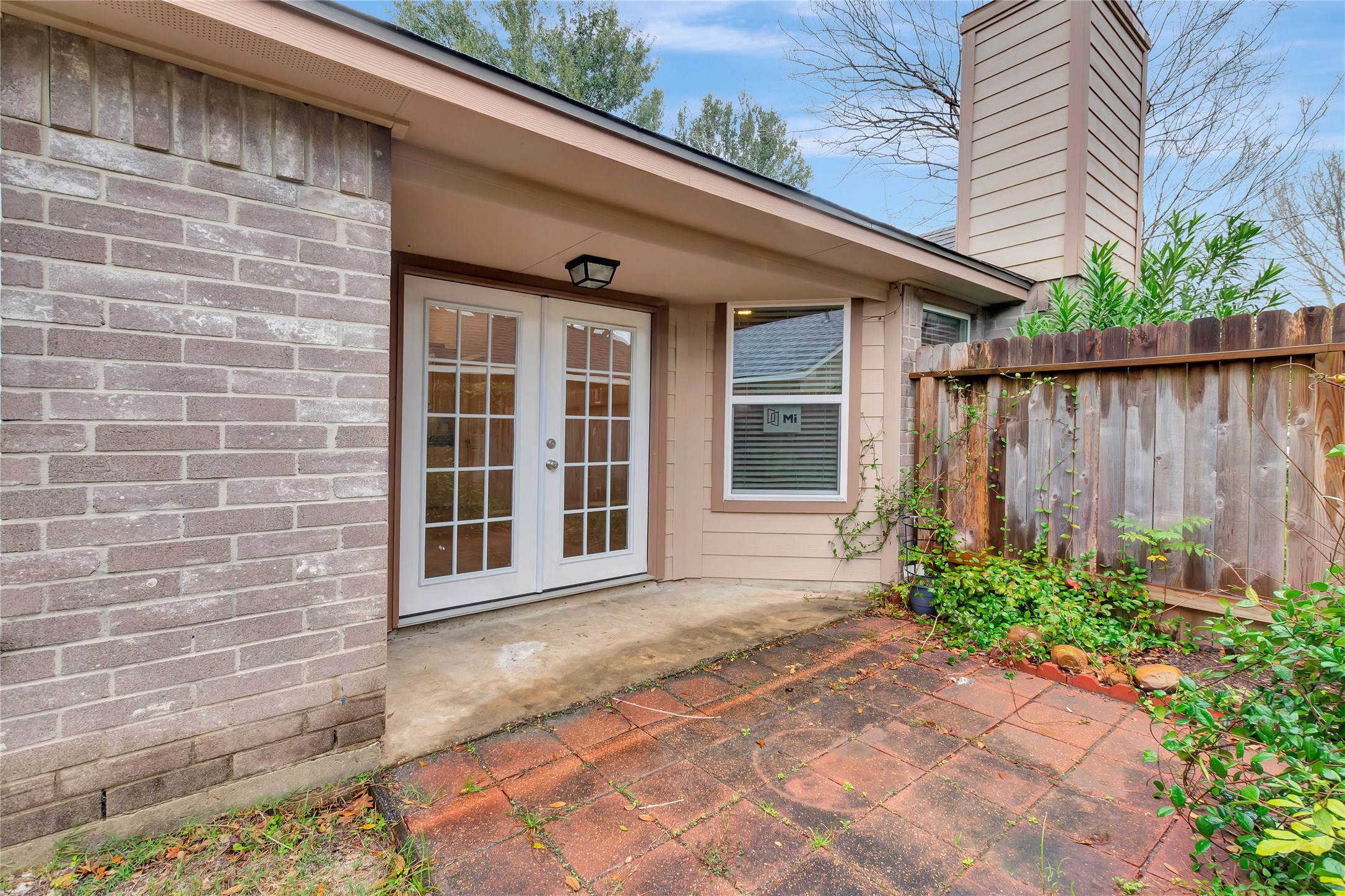 17018 Dusty Mill Drive W Property Photo 12