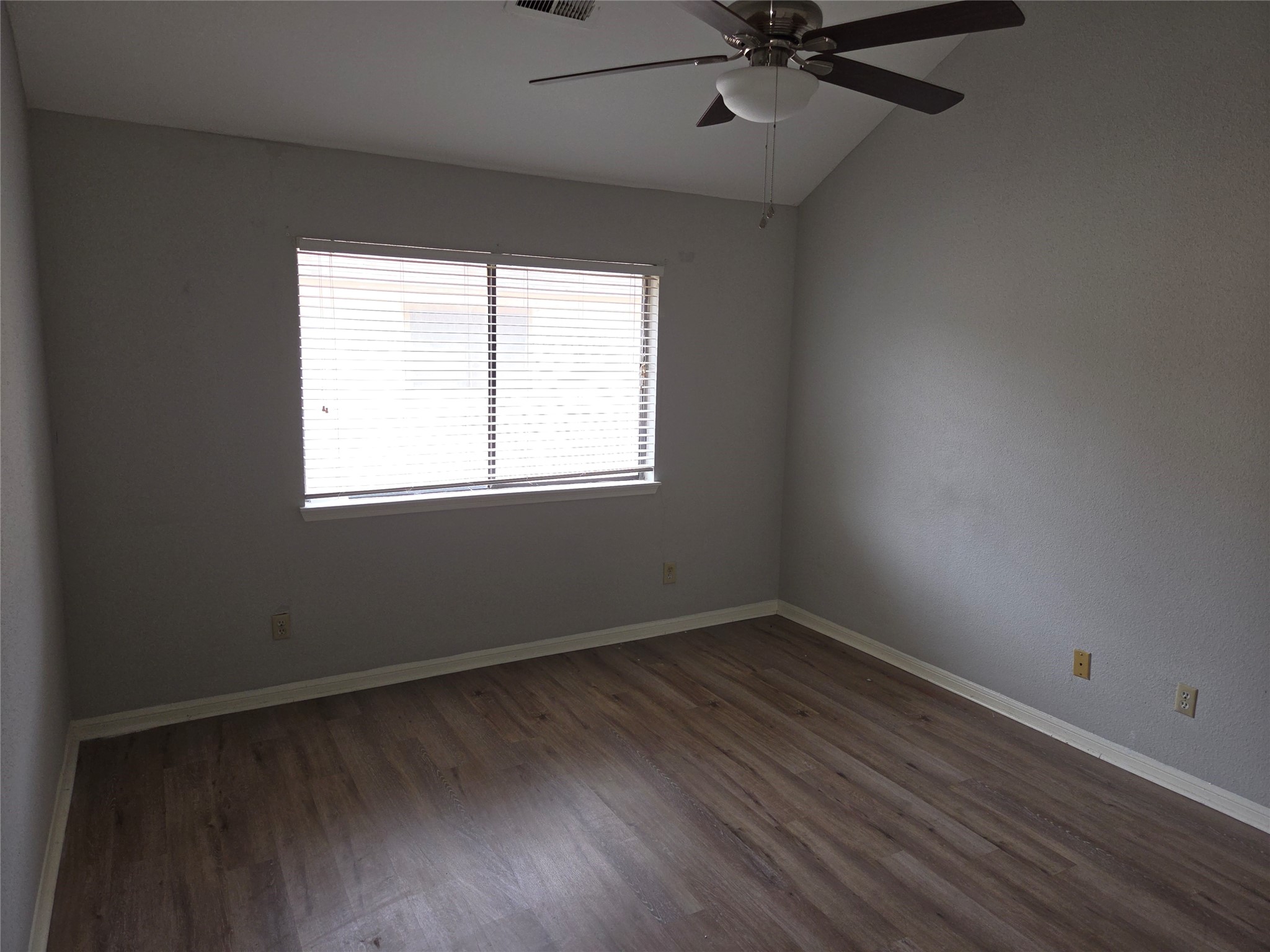 2425 Holly Hall Street 107 Property Photo 19
