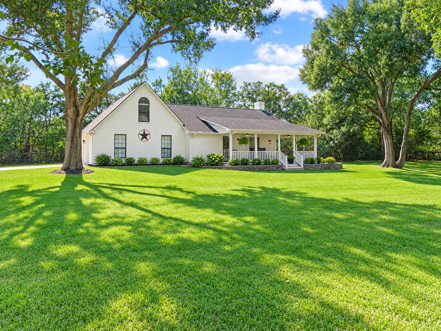 540 Hickory Creek Road Property Photo 1