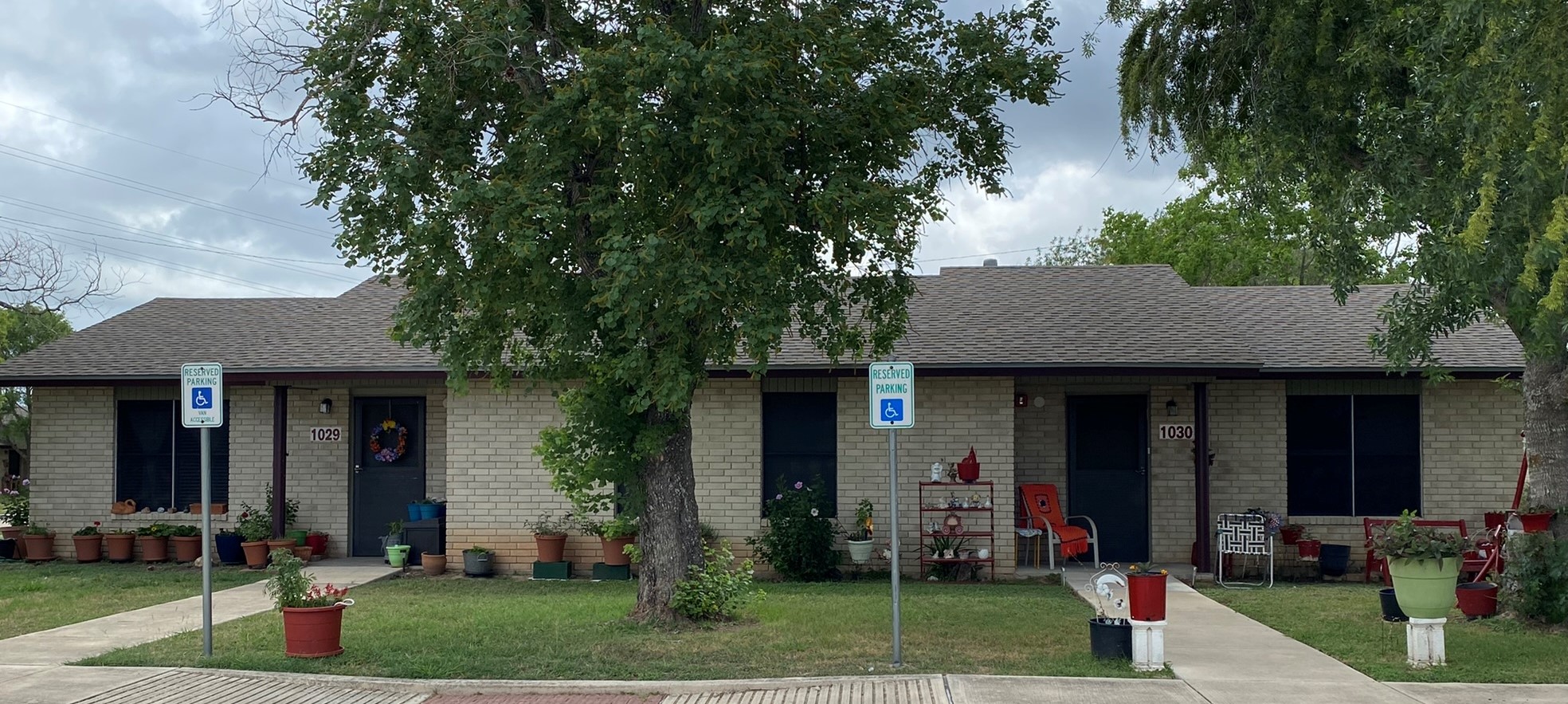 1200 Meadow Park Property Photo 6