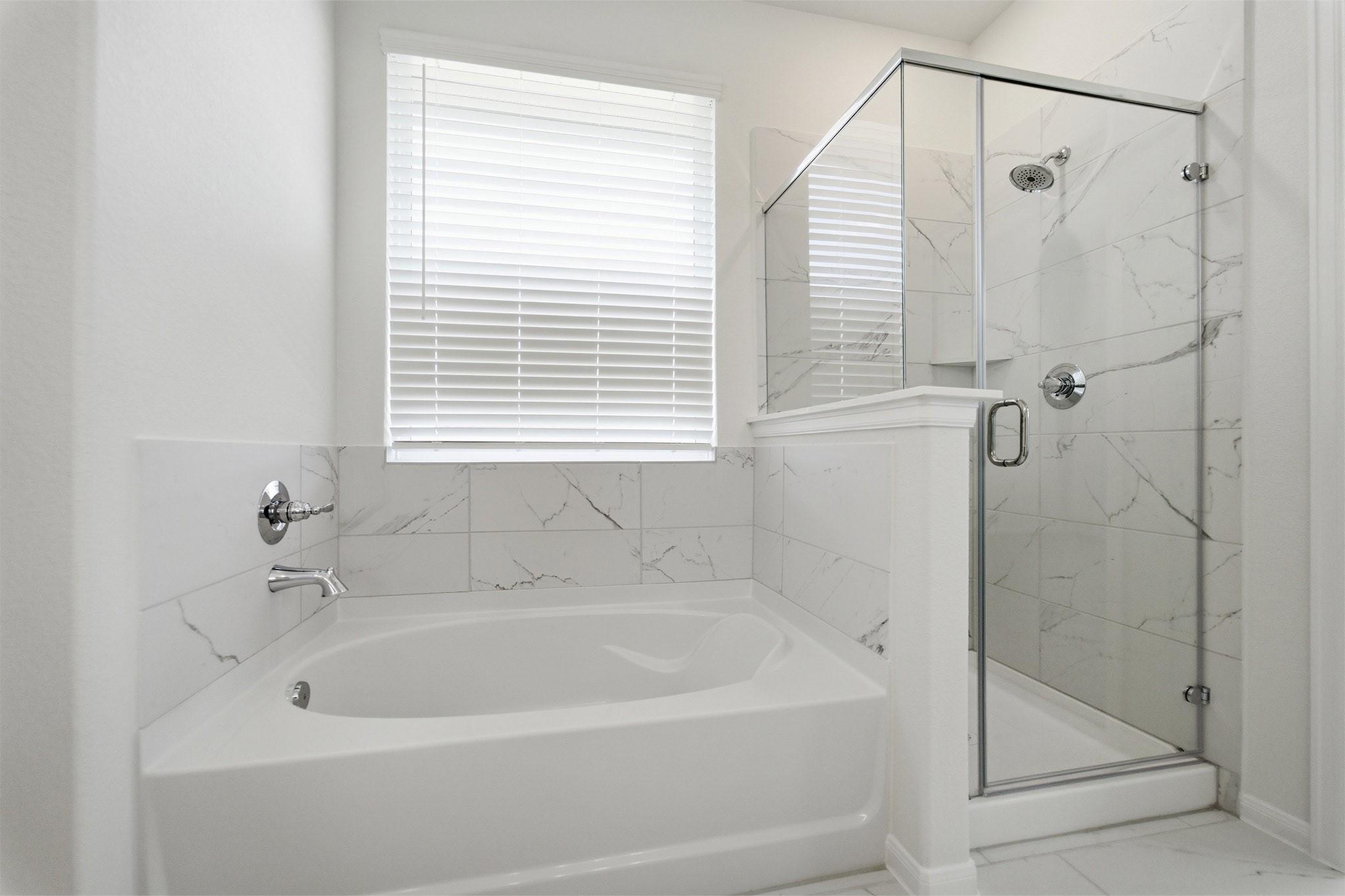 8635 Jade Hill Drive Property Photo 26