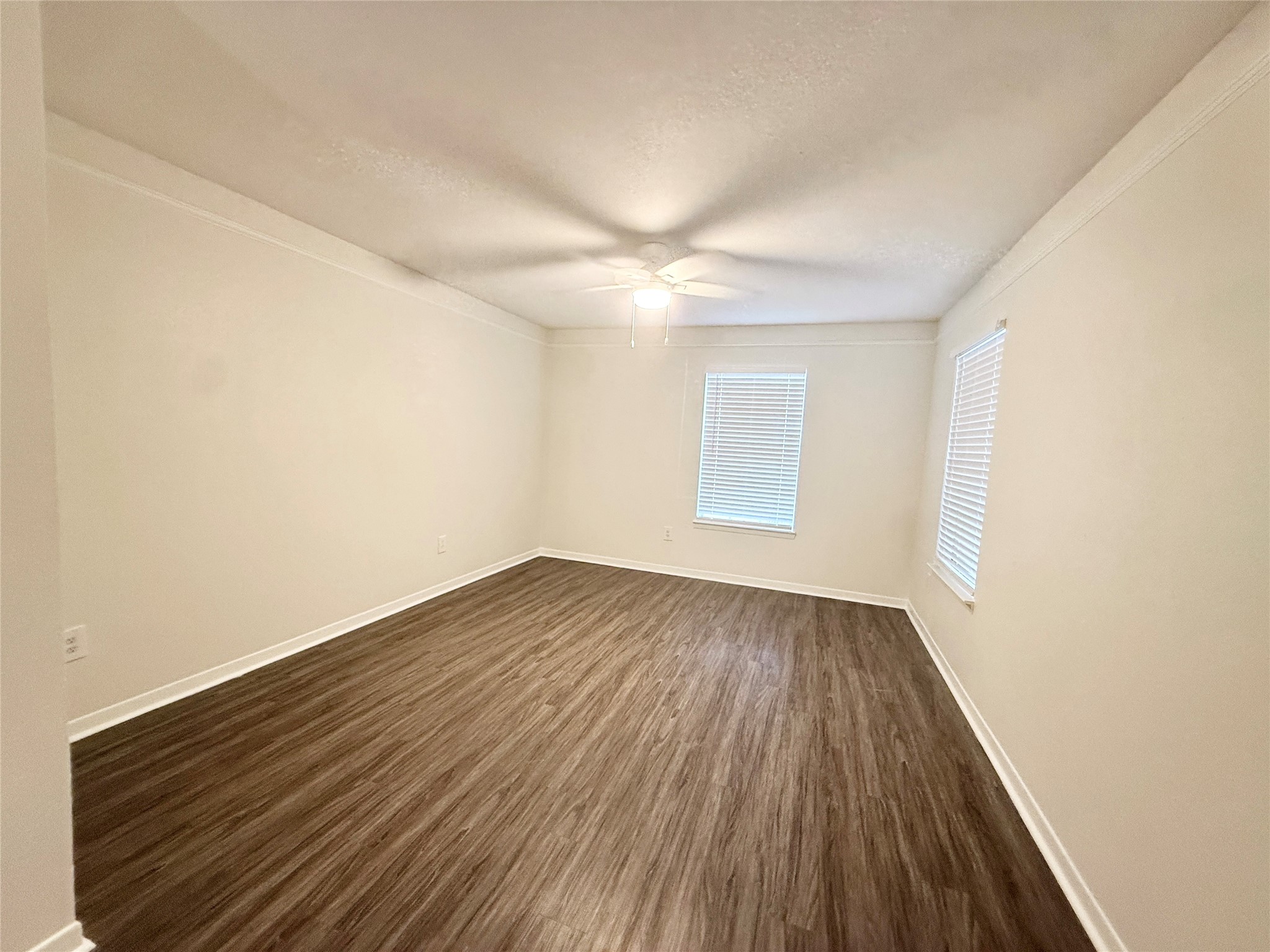 500 Willow Drive C7 Property Photo 4