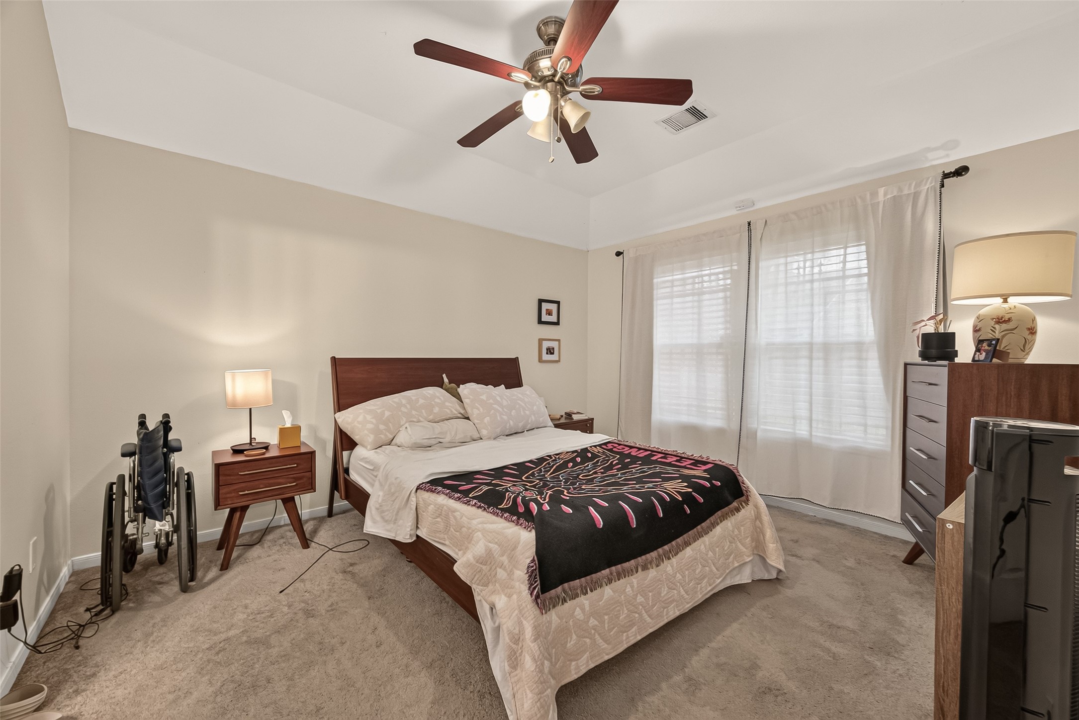 3710 Mcgowen Street Property Photo 23
