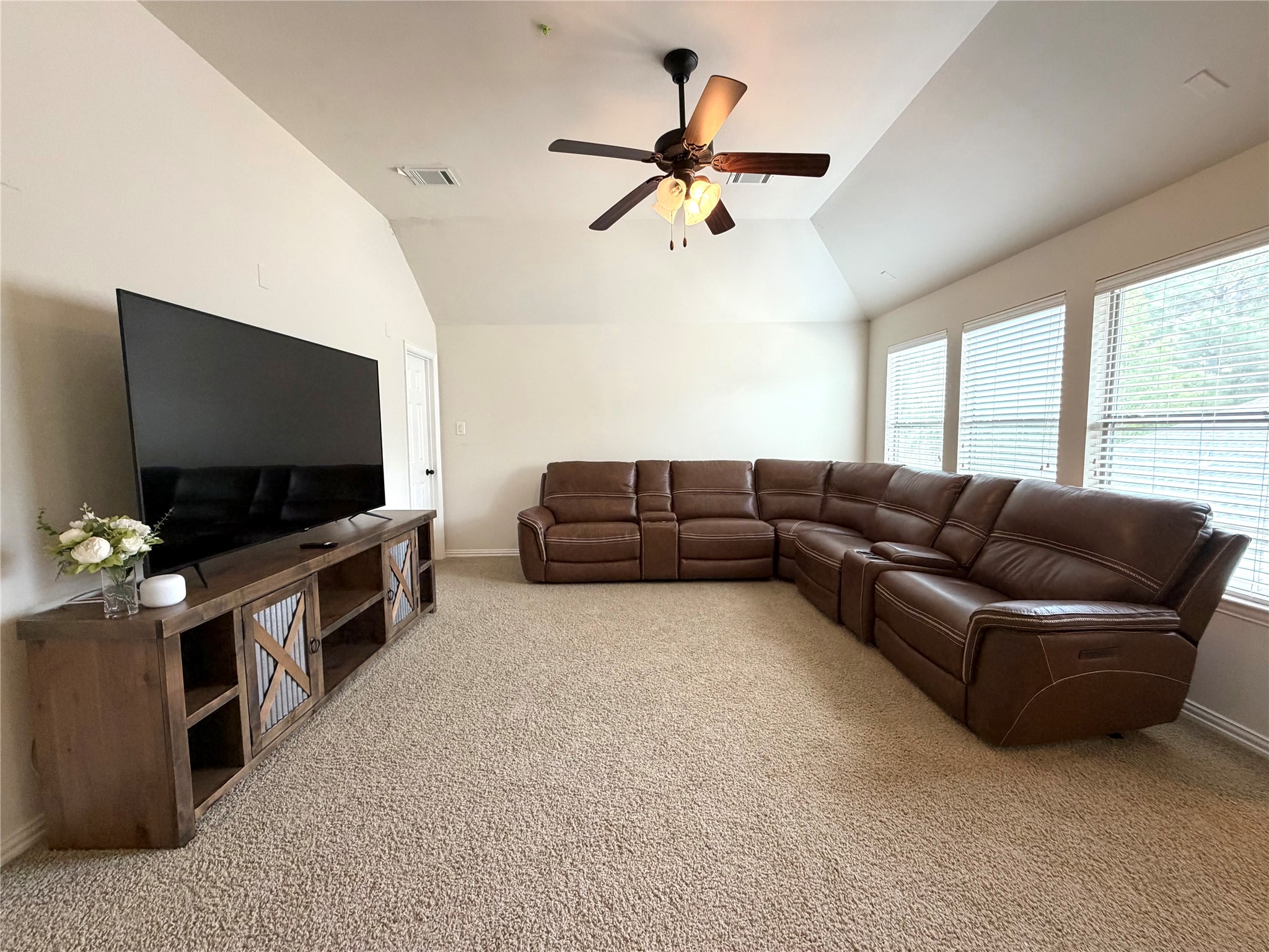 175 Oarwood Place Property Photo 24