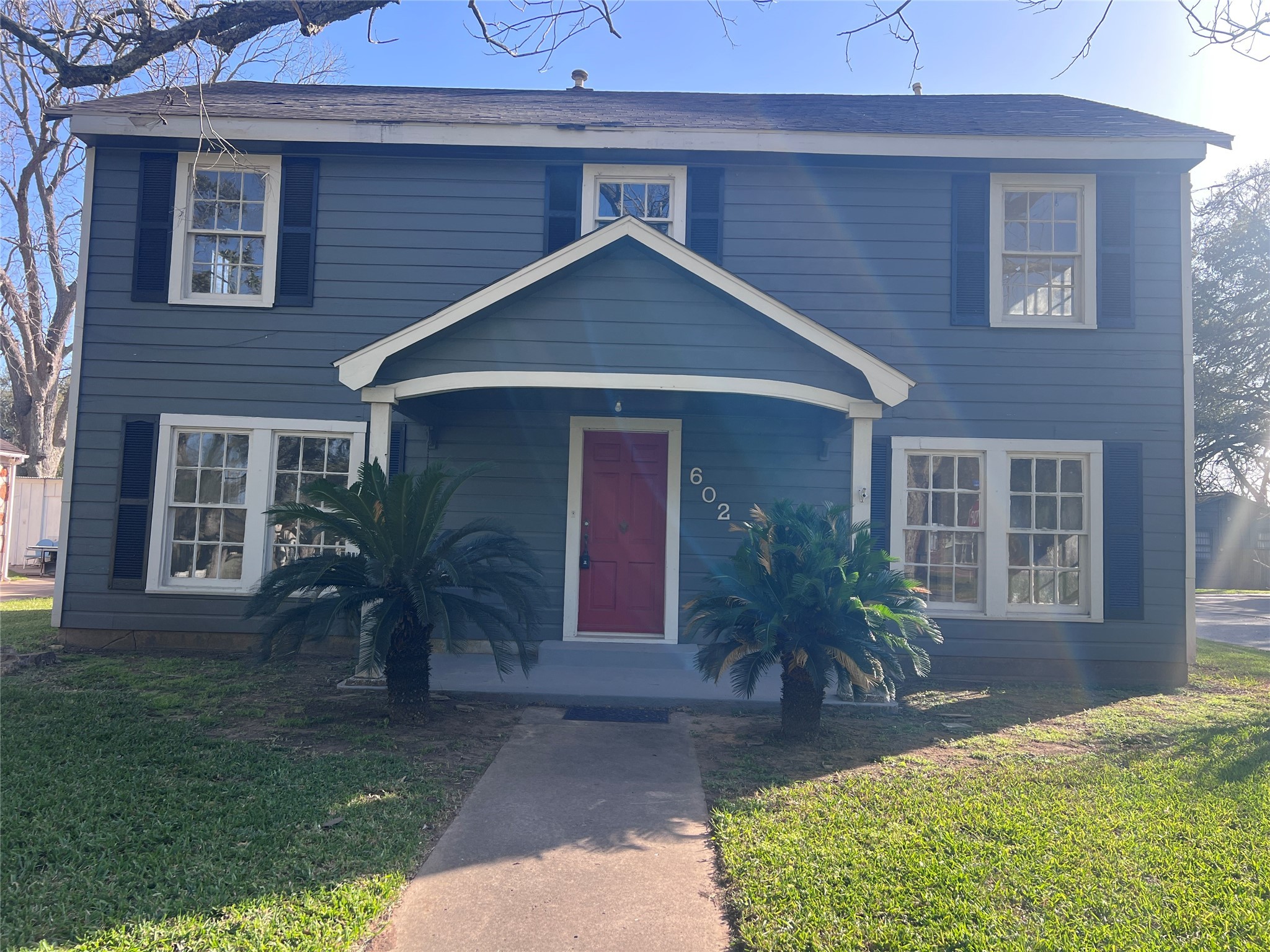 602 E Alabama Street Property Photo