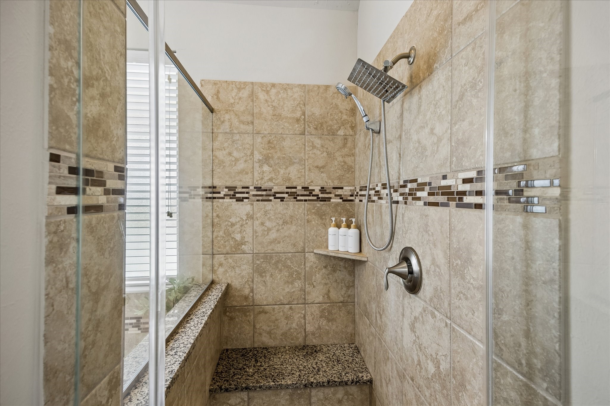 8126 Sweet Gardens Court Property Photo 25