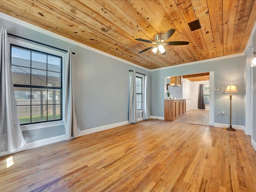 1402 Murphy Avenue Property Photo