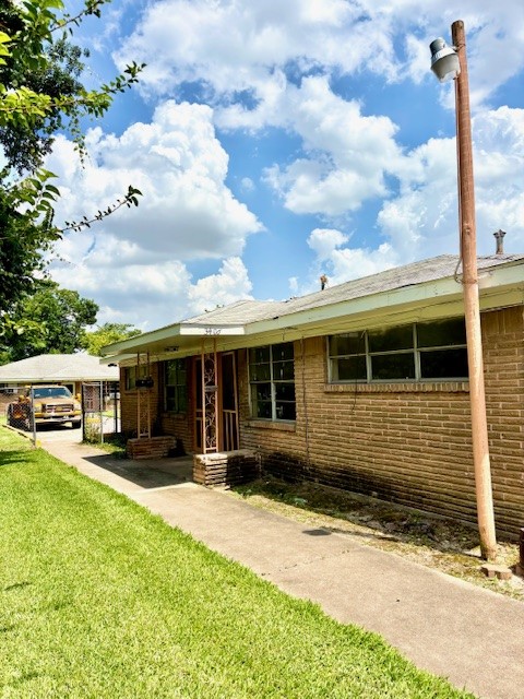 3406 E Lockwood Drive 1 Property Photo 1