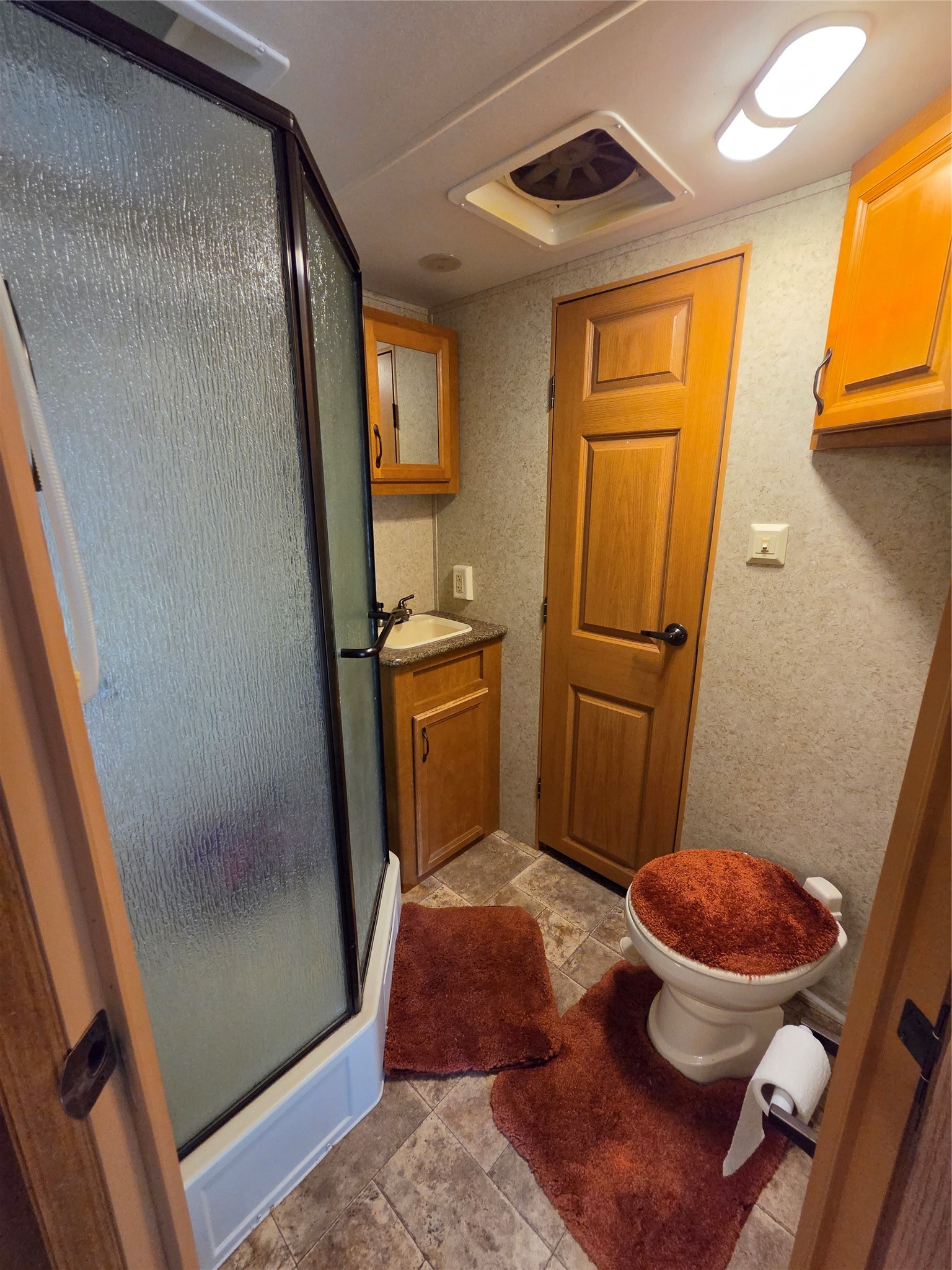 18484 Thomas Street Property Photo 9