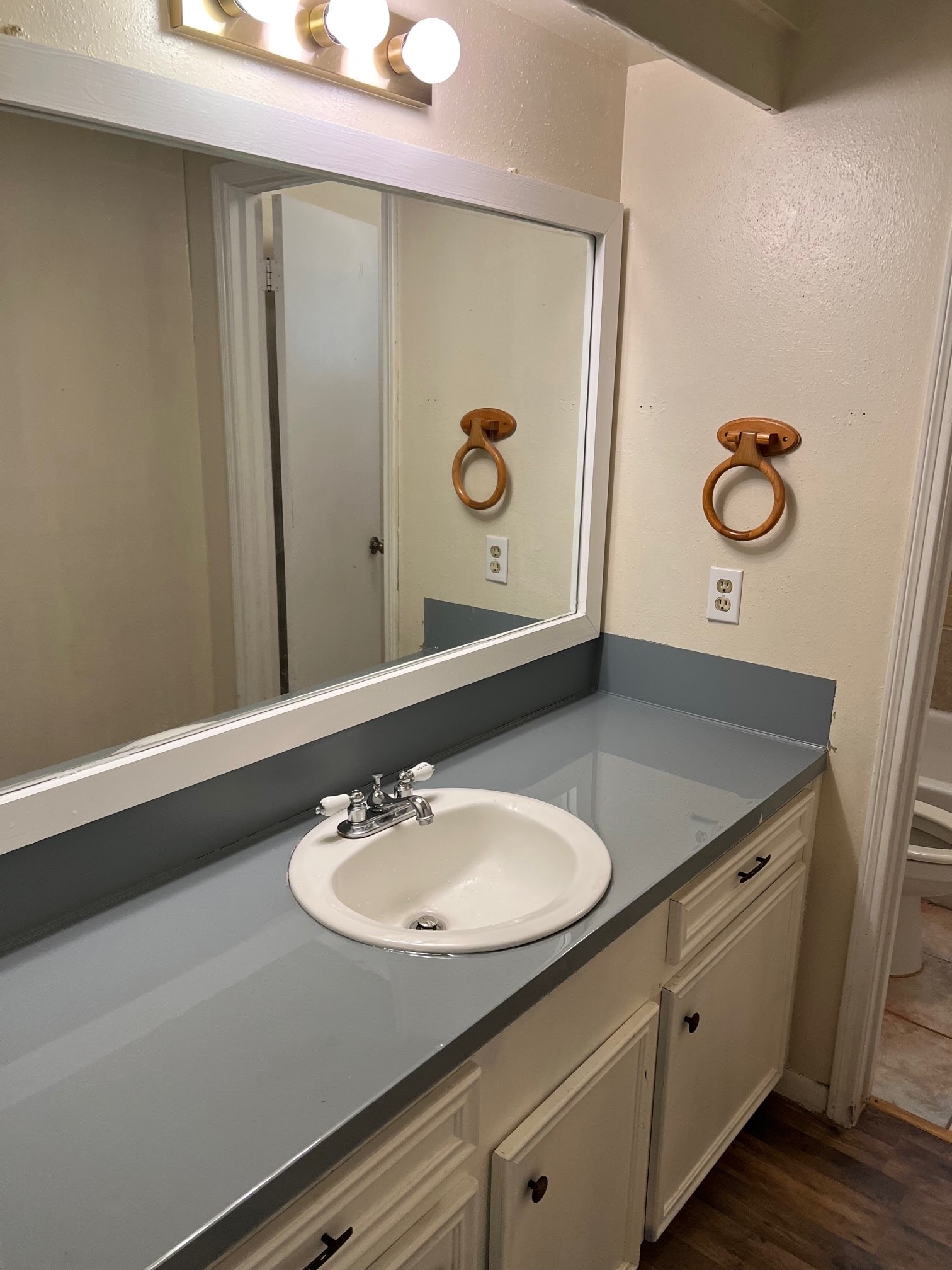 6630 Trigate Drive Property Photo 18