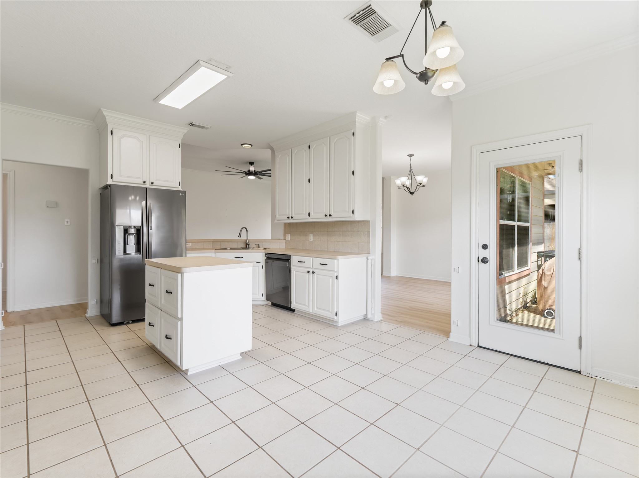 54 Tangerine Court Property Photo 10