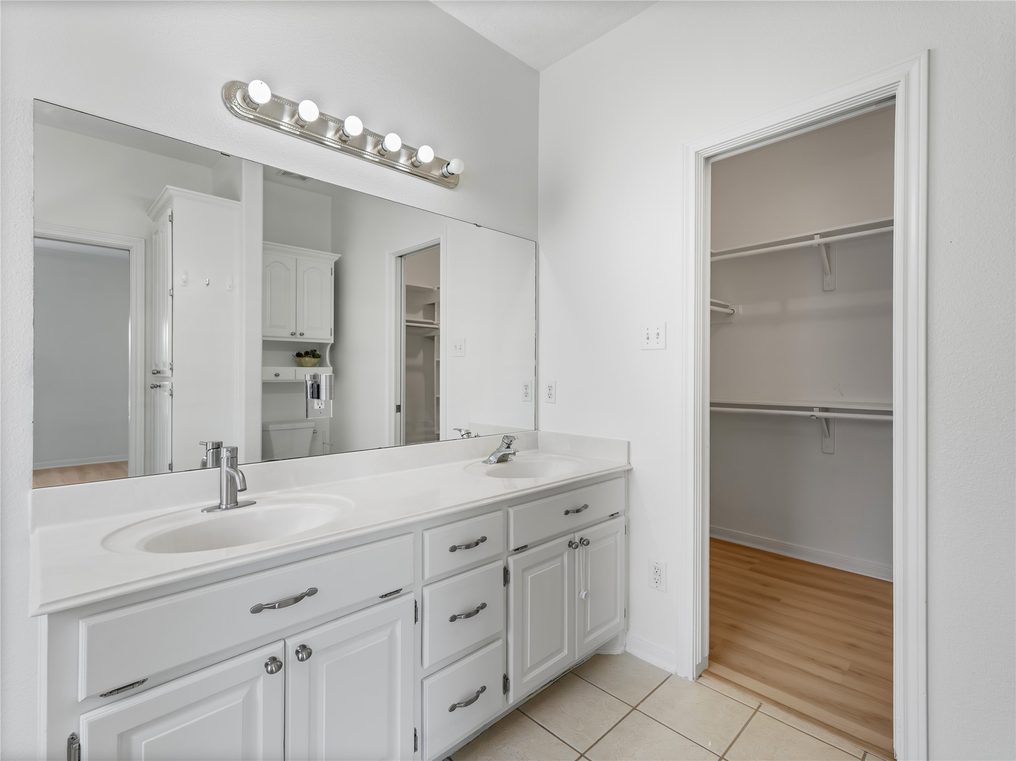 54 Tangerine Court Property Photo 20