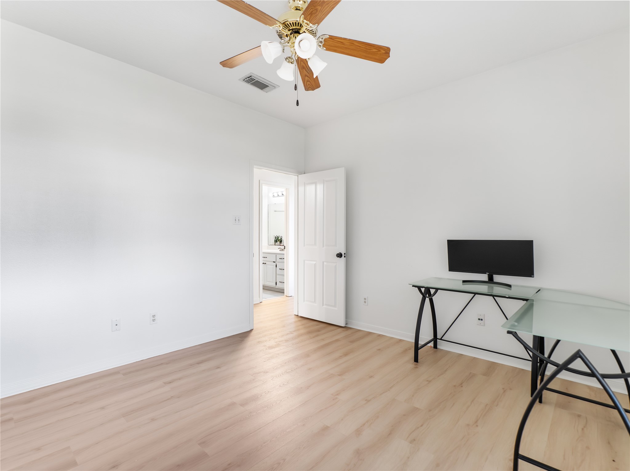 54 Tangerine Court Property Photo 31
