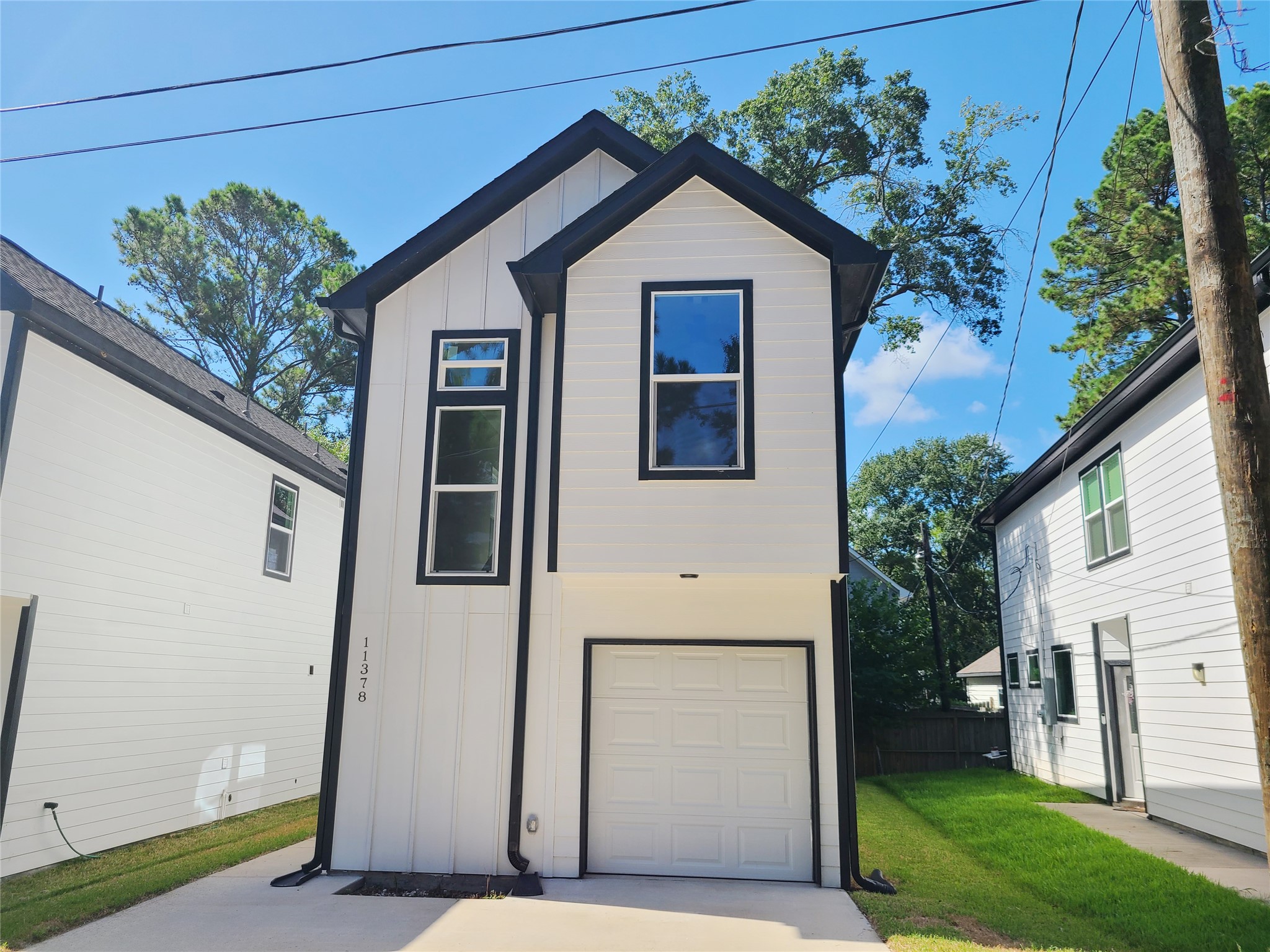11378 Underwood Street Property Photo 2