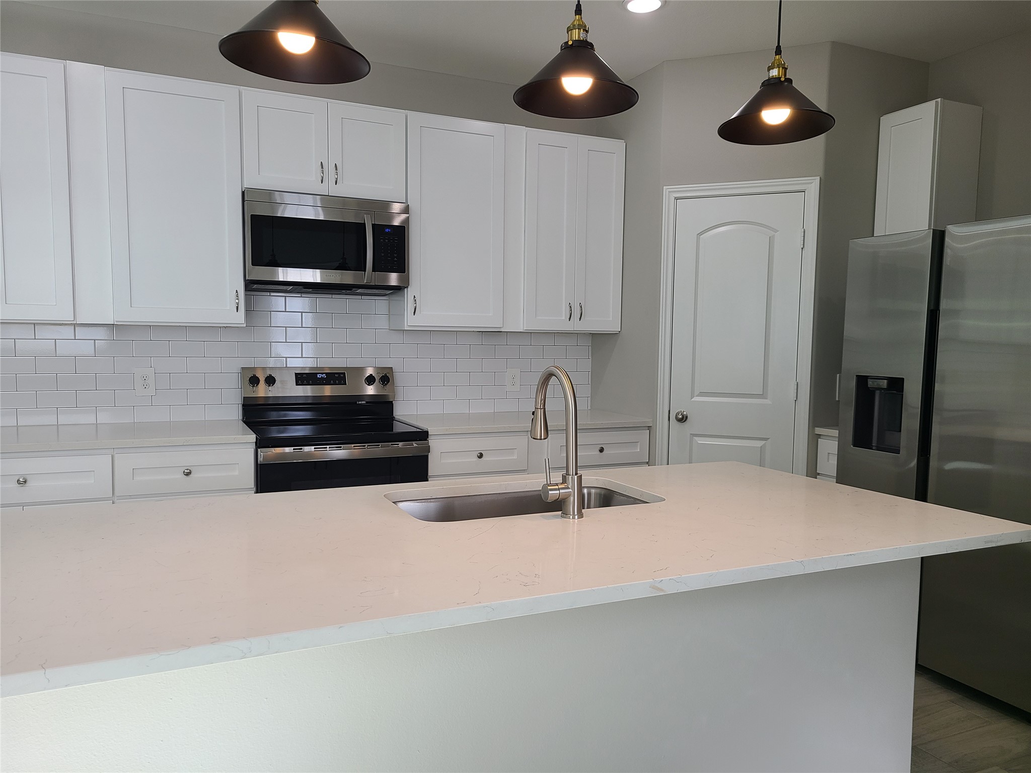 11378 Underwood Street Property Photo 9
