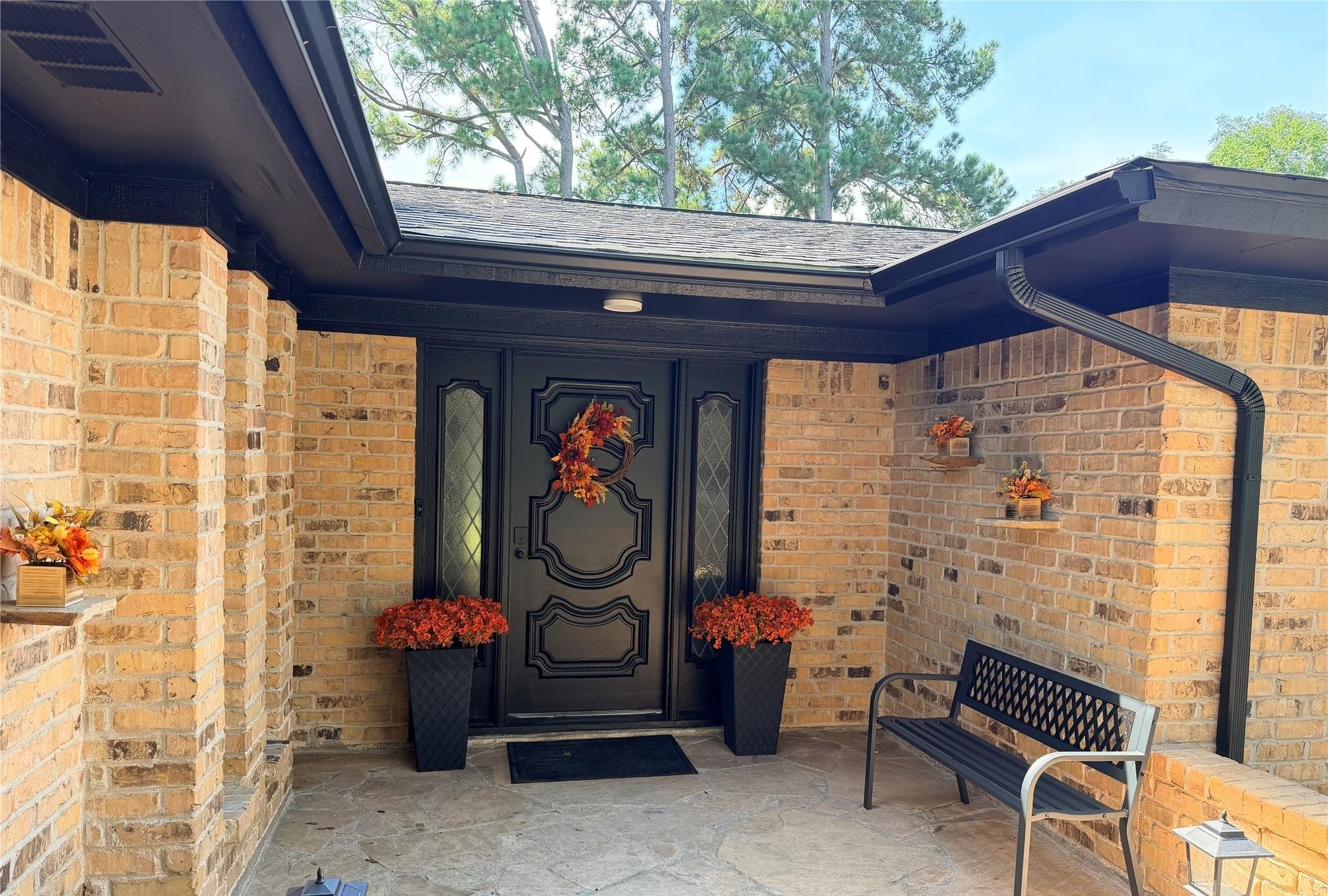 410 Riverside Drive Property Photo 1