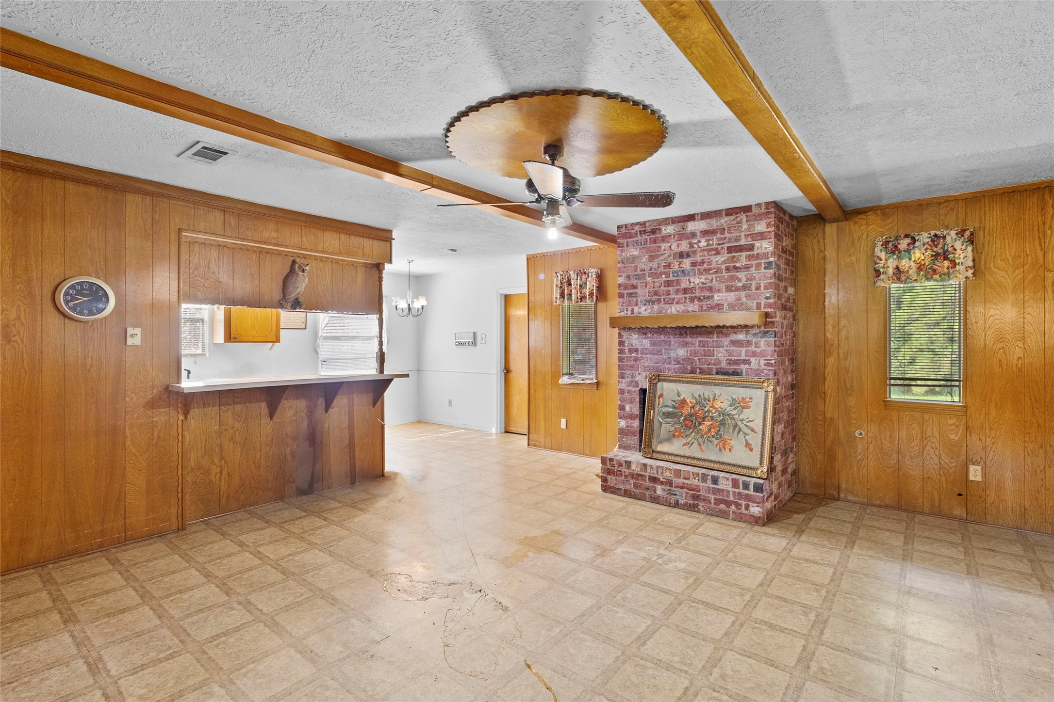 4016 State Highway 30 W Property Photo 7