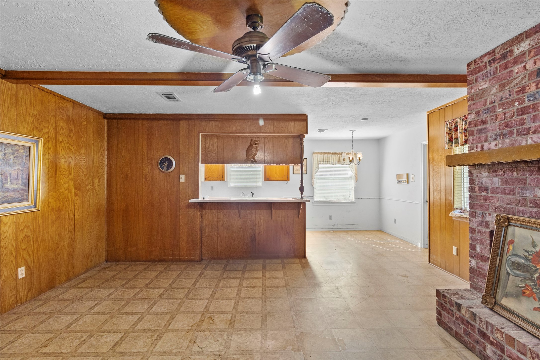 4016 State Highway 30 W Property Photo 8