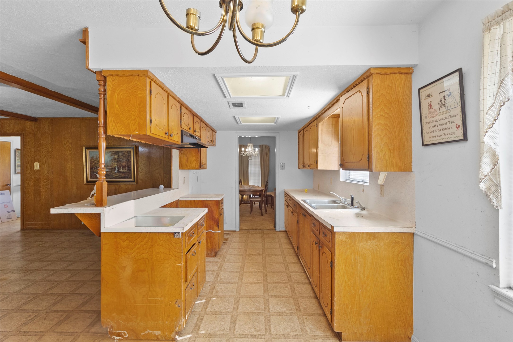 4016 State Highway 30 W Property Photo 10