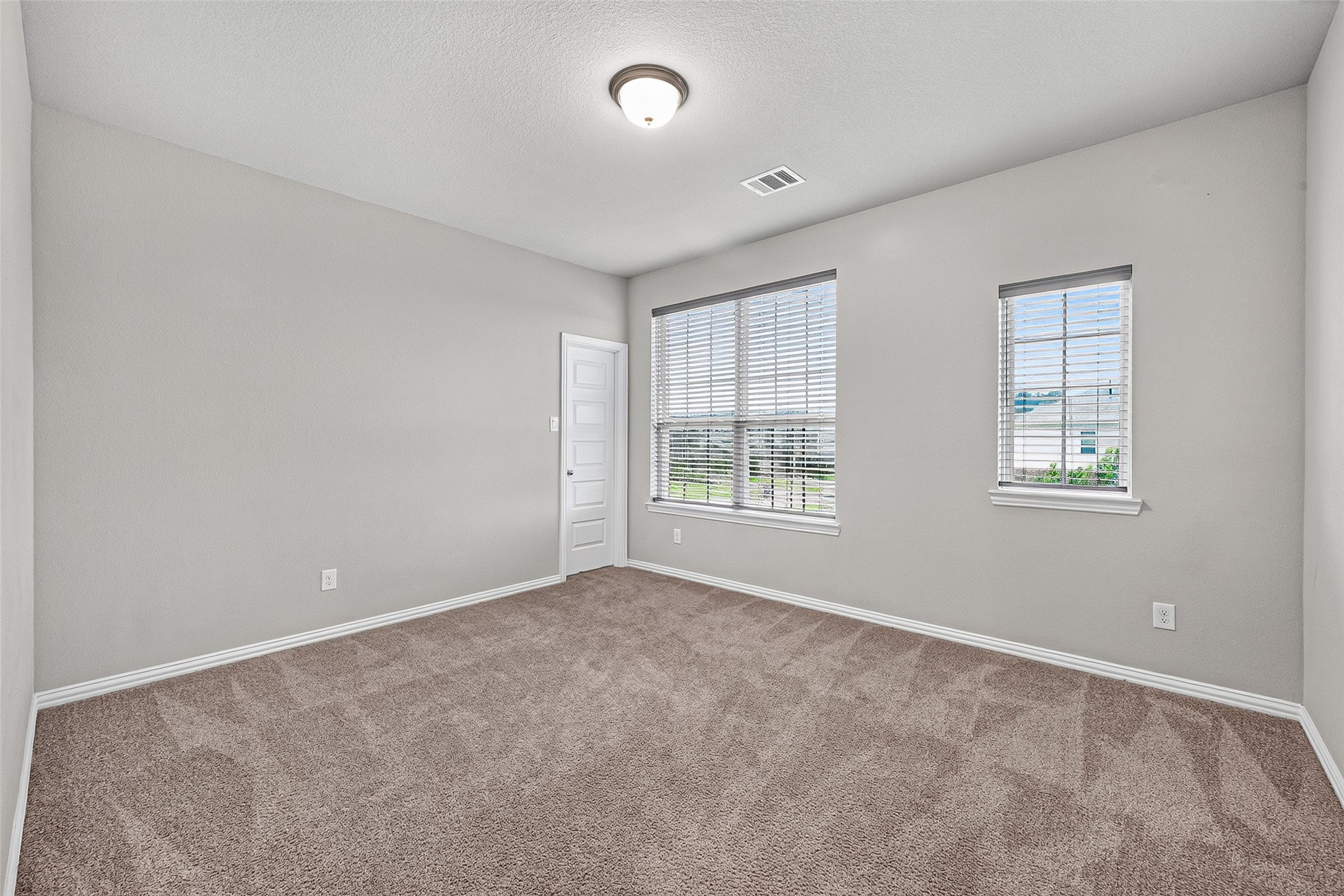 6506 Tiburon Lakes Drive Property Photo 37