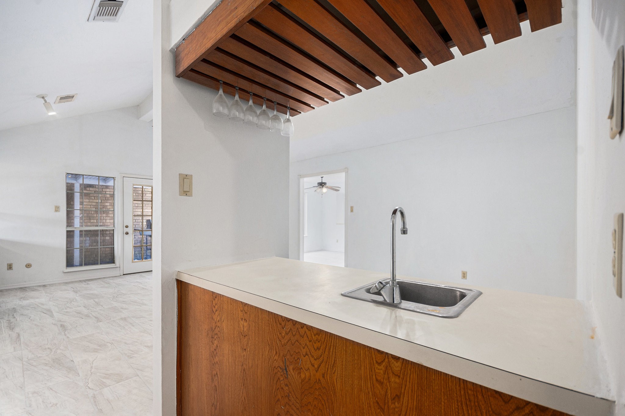 1723 Plumbwood Way Property Photo 10