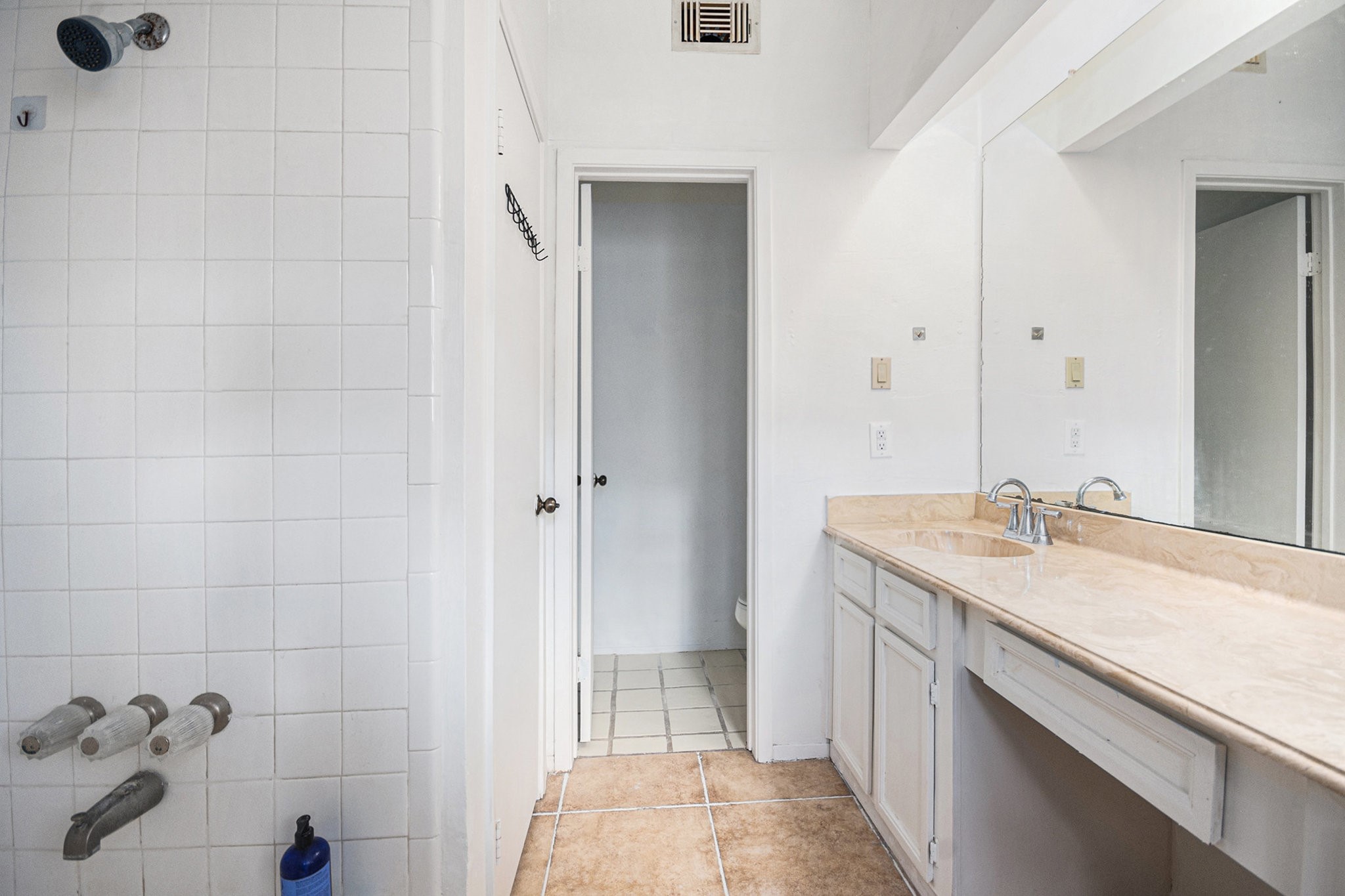 1723 Plumbwood Way Property Photo 19