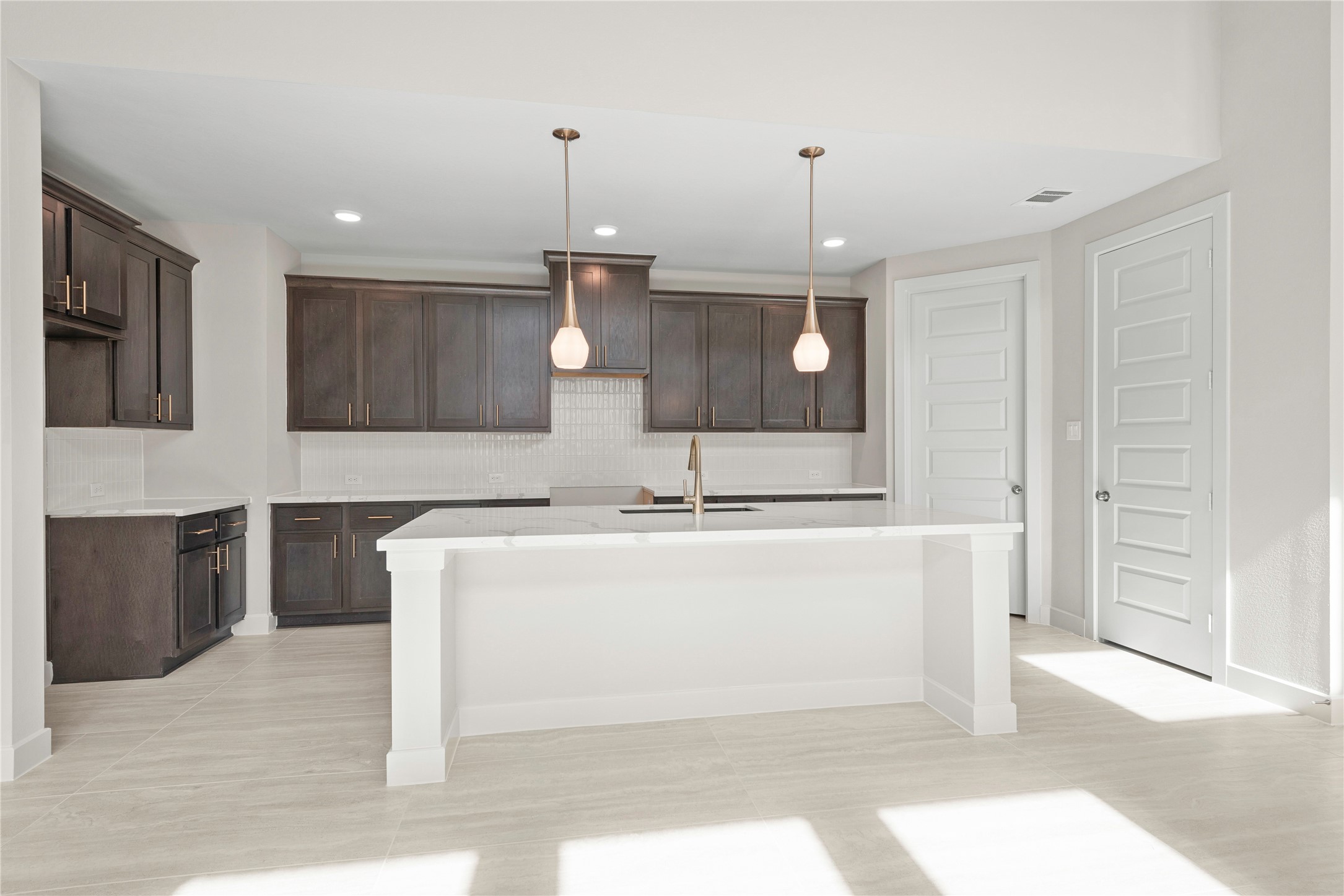 2019 Lobo Court Property Photo 5
