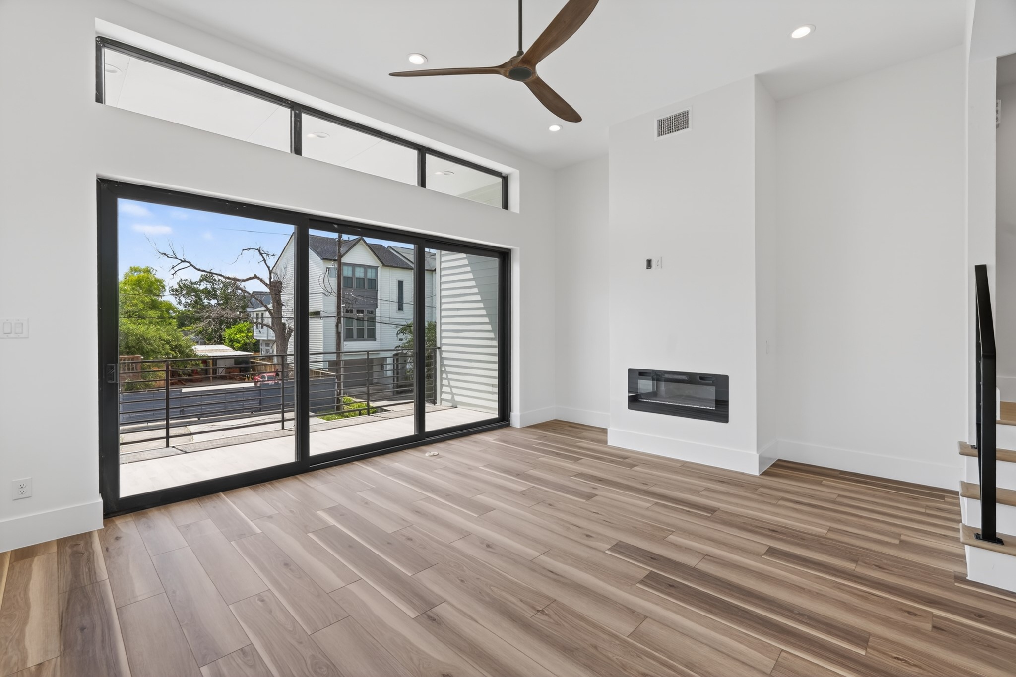 6822 Sidney Street A Property Photo 4