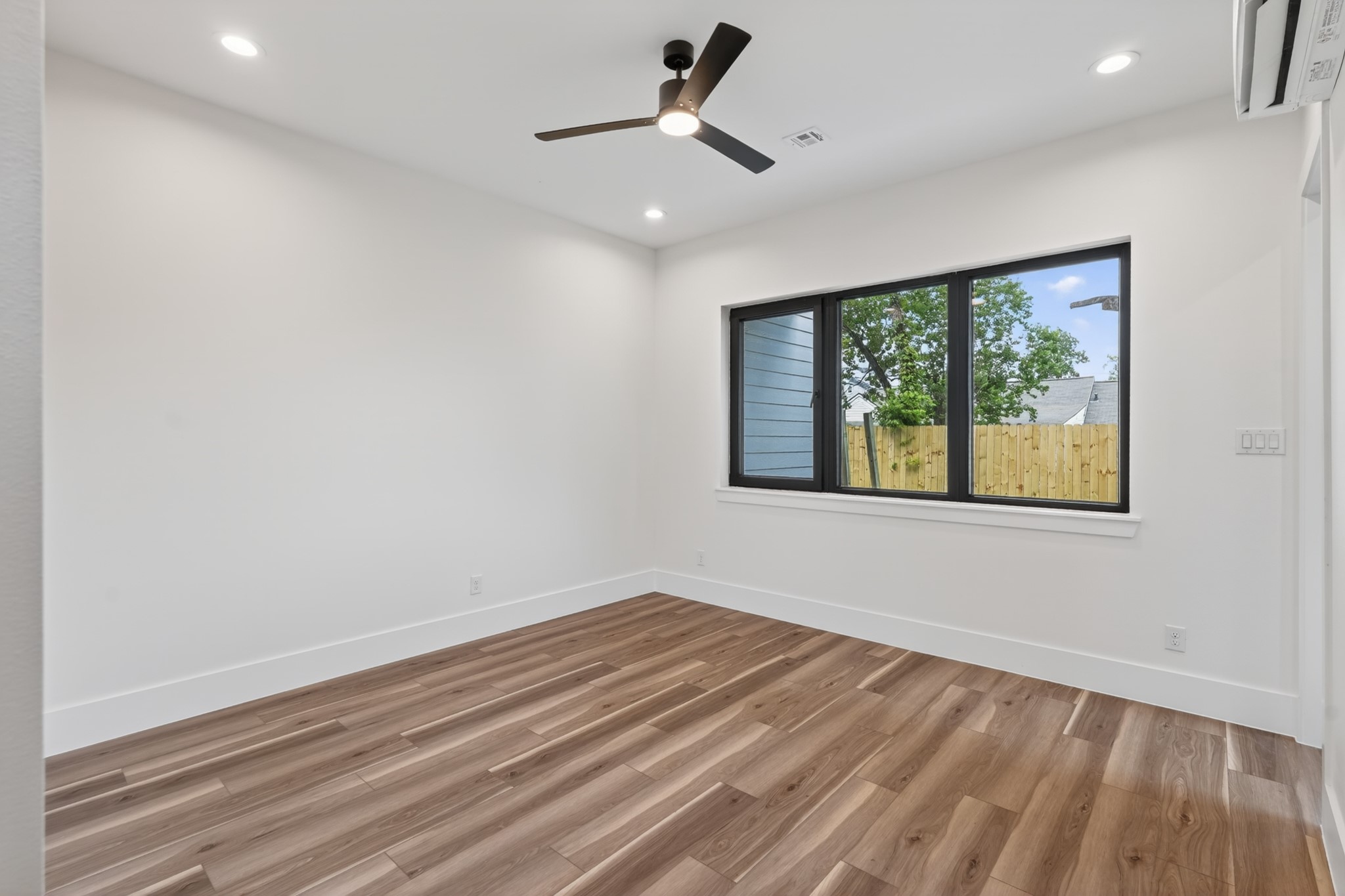 6822 Sidney Street A Property Photo 10