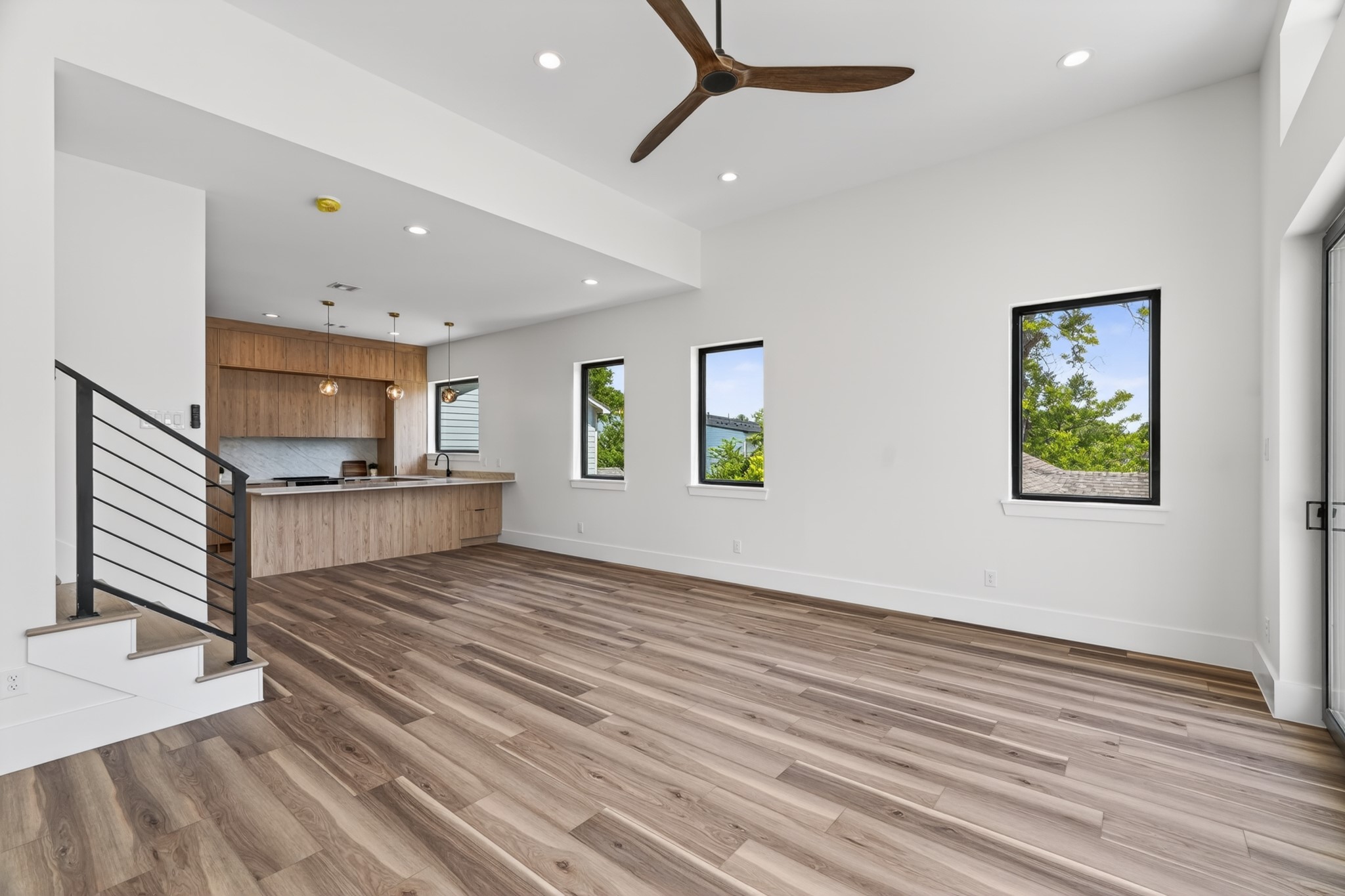 6822 Sidney Street A Property Photo 22