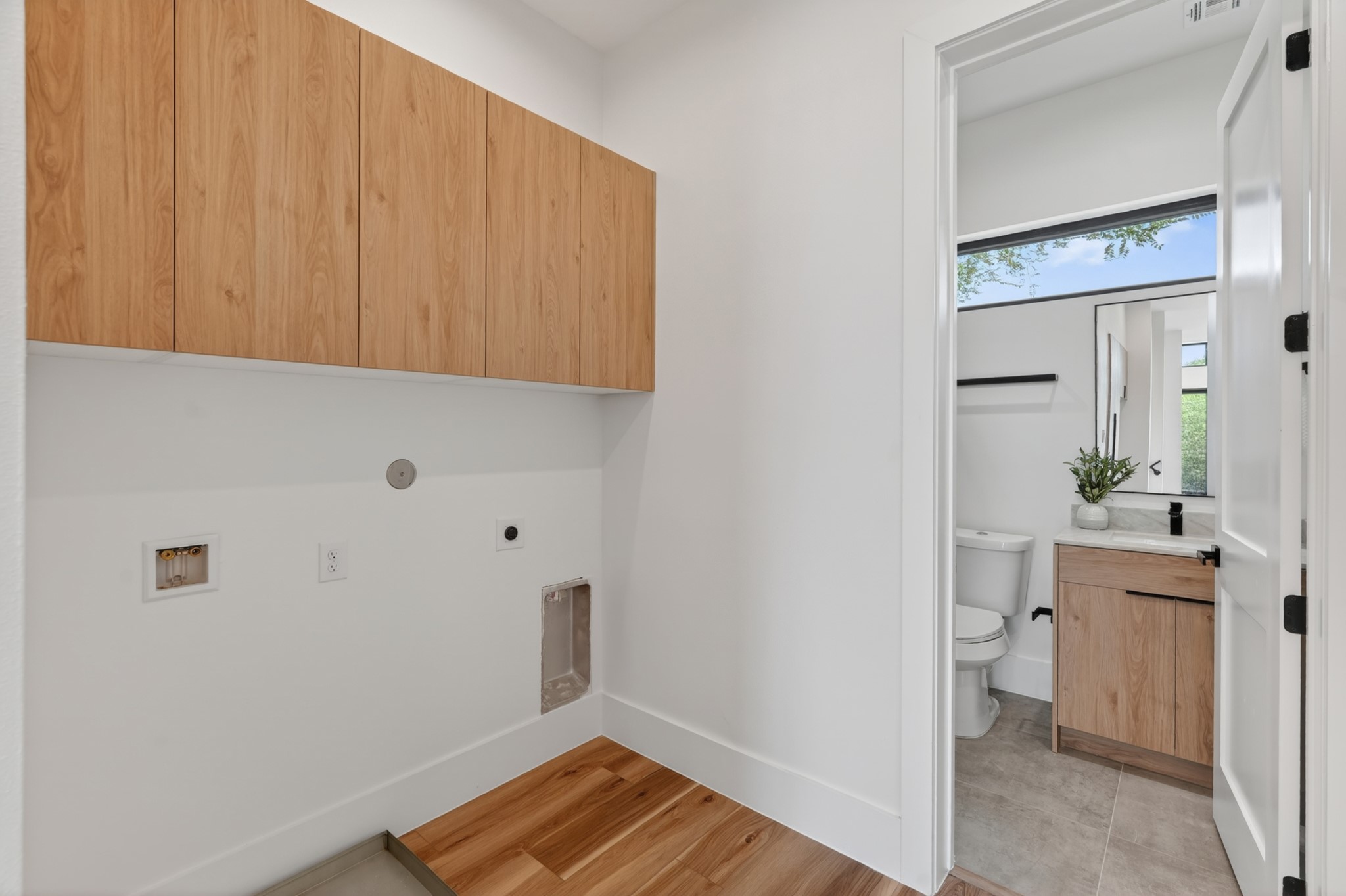 6822 Sidney Street A Property Photo 25