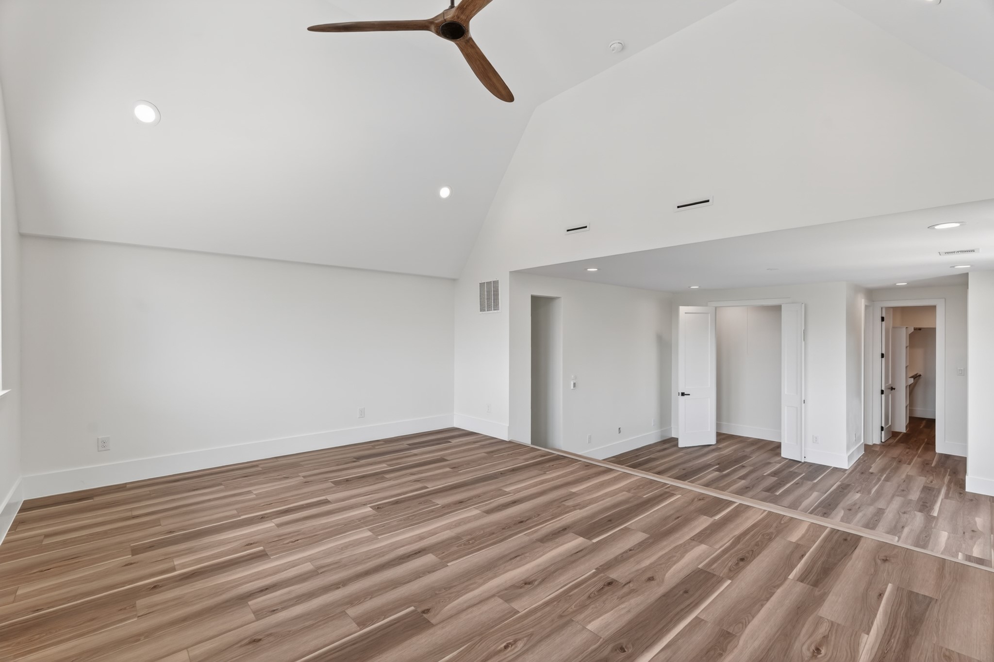 6822 Sidney Street A Property Photo 35