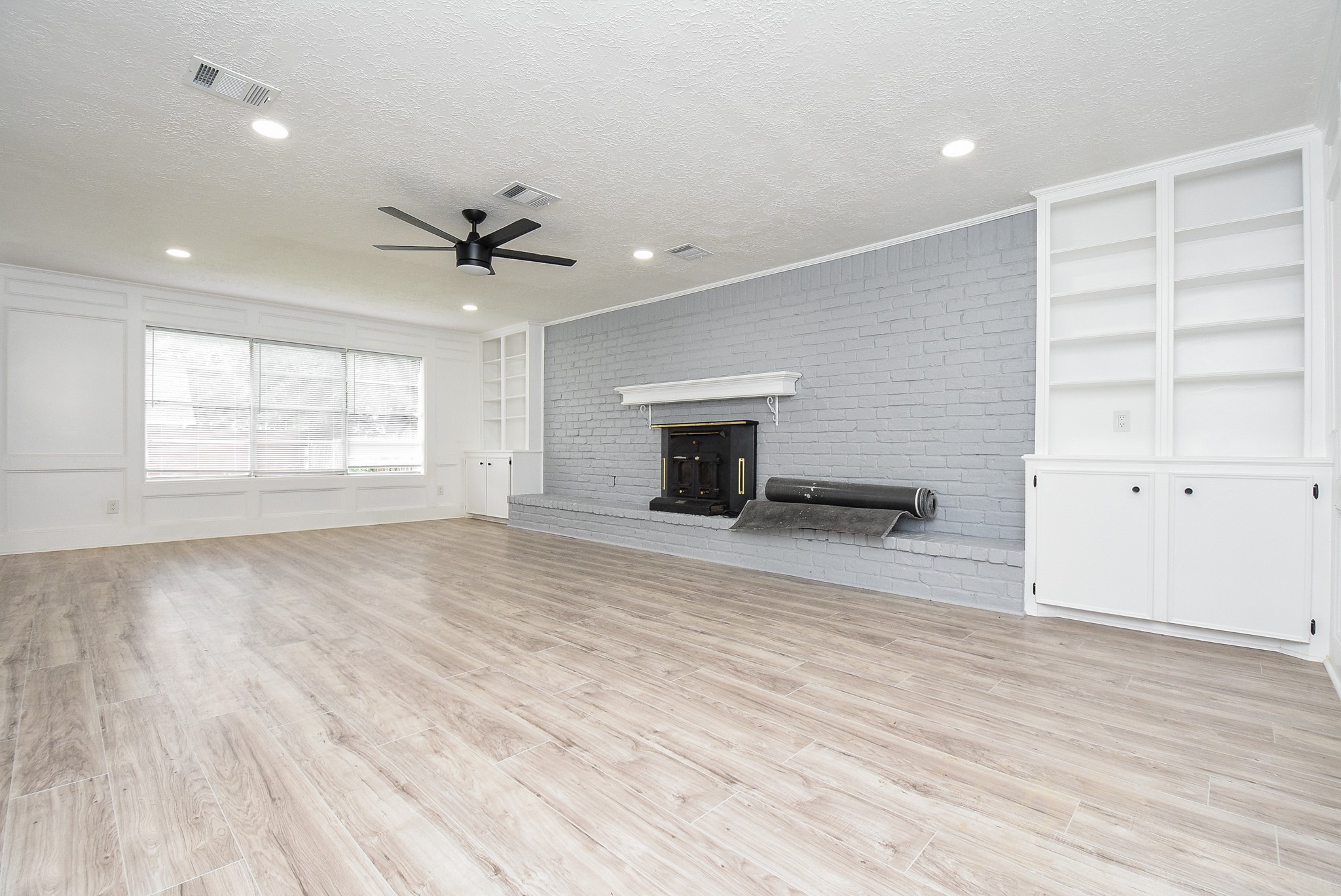 15814 Winding Moss Drive Property Photo 18