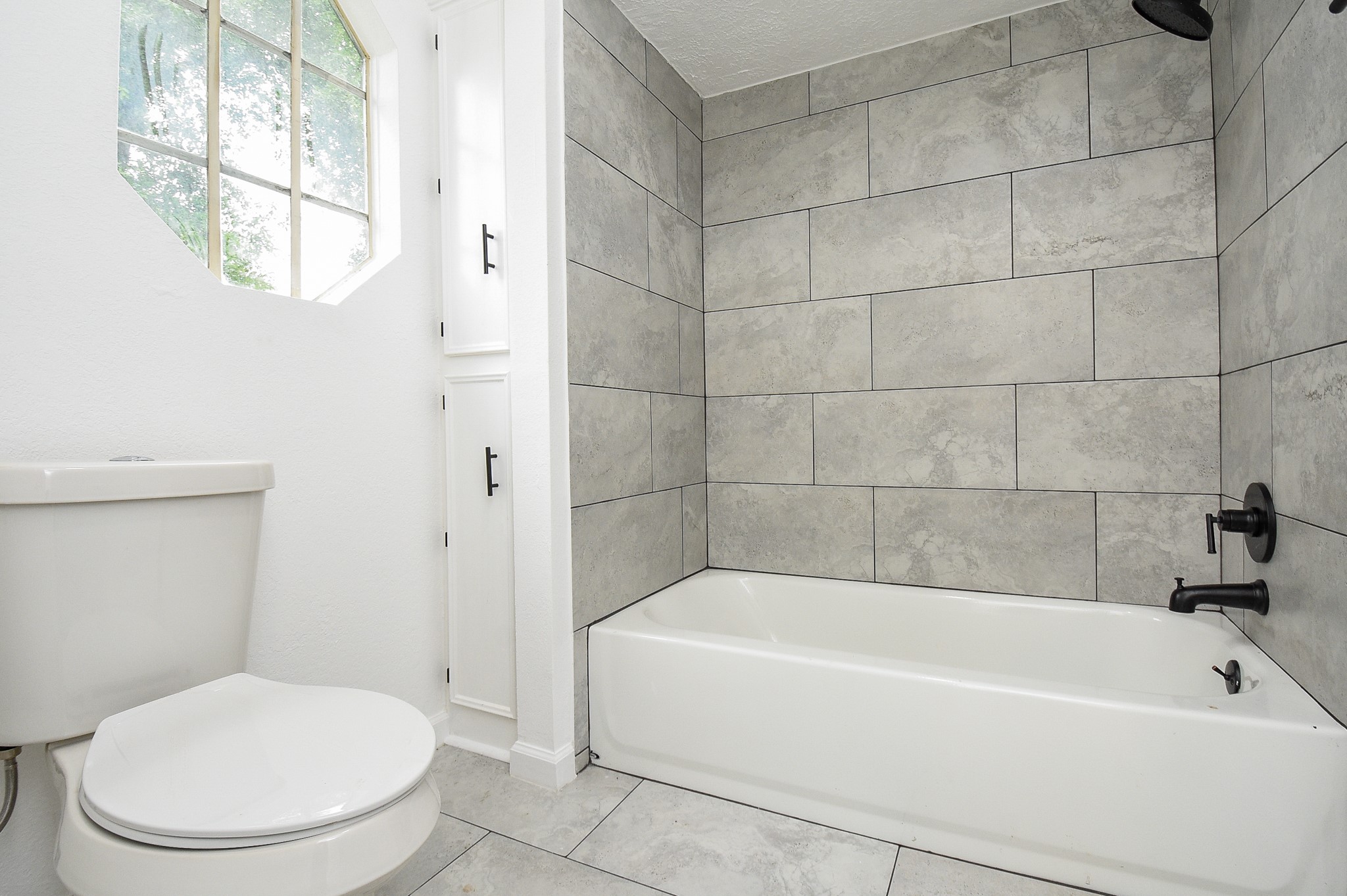 15814 Winding Moss Drive Property Photo 38