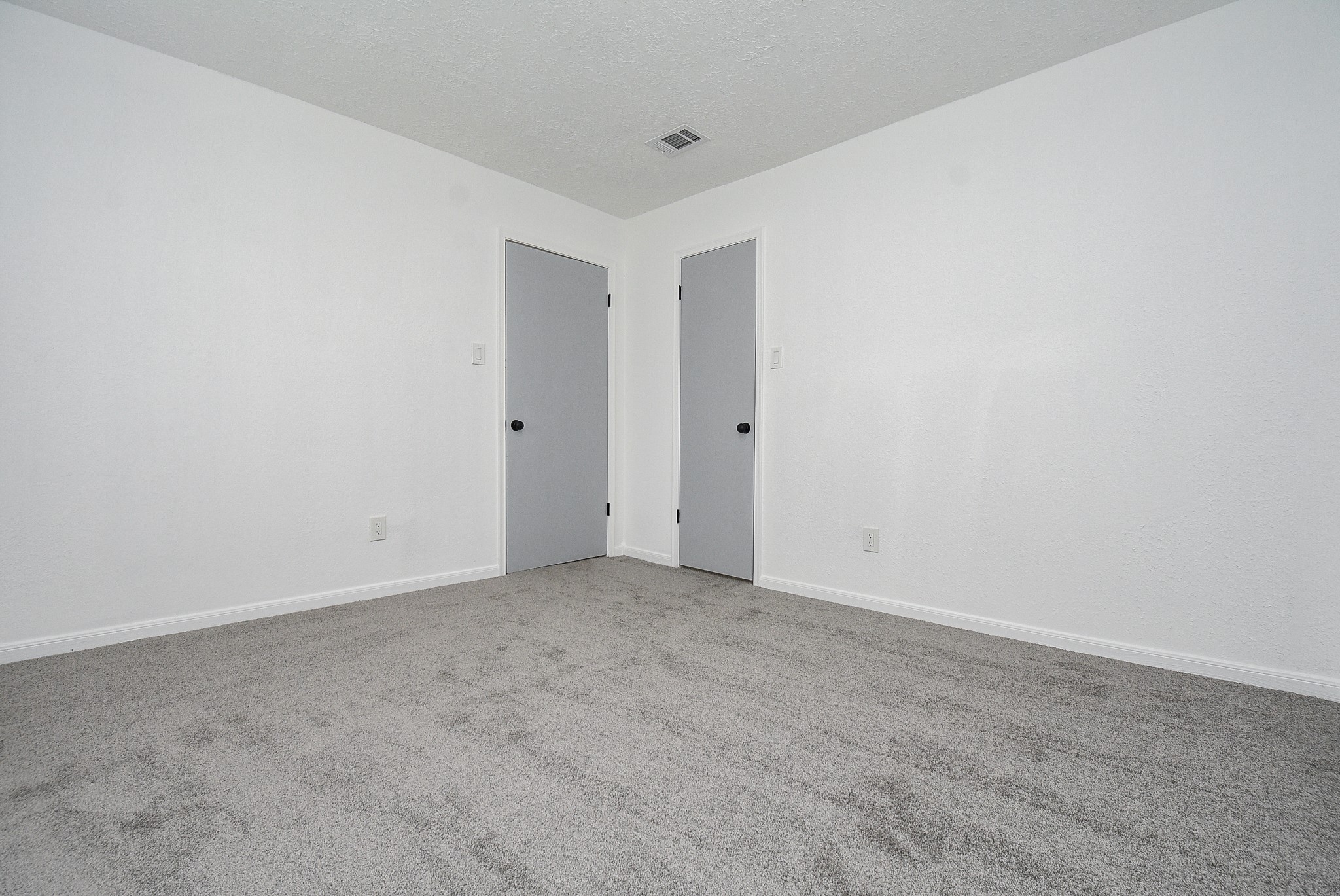 15814 Winding Moss Drive Property Photo 41