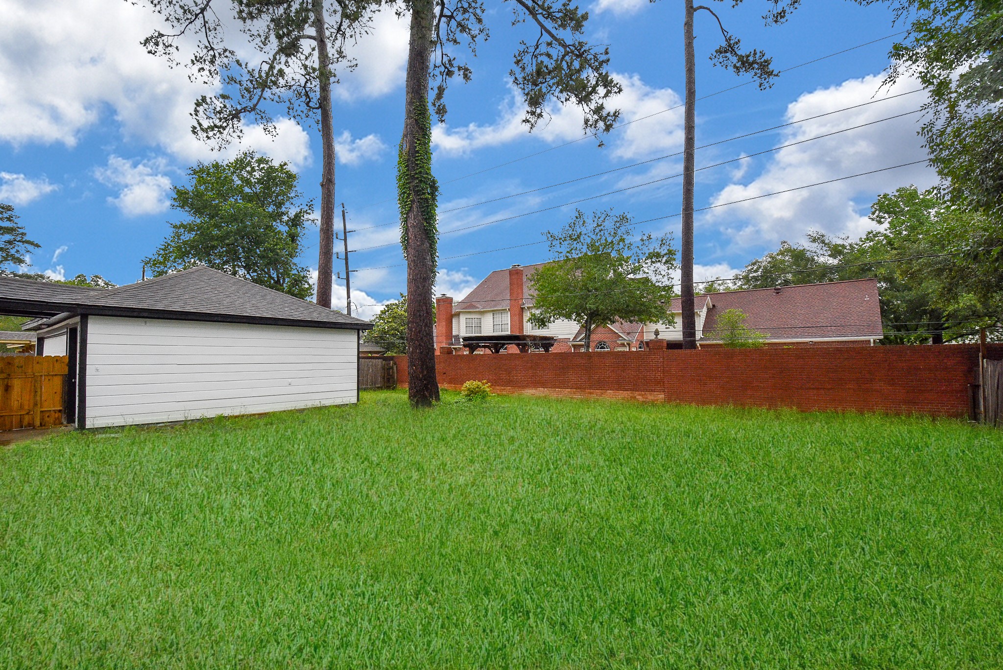 15814 Winding Moss Drive Property Photo 46