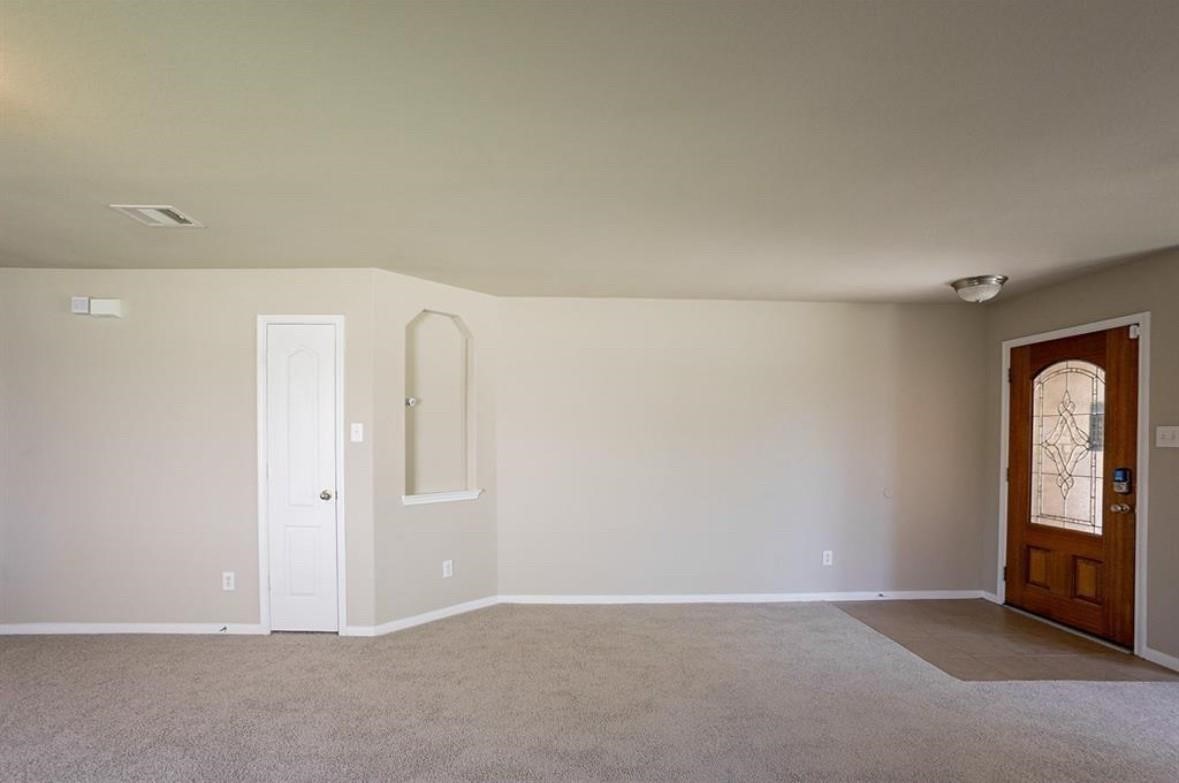 1111 Desert Springs Lane Property Photo 2