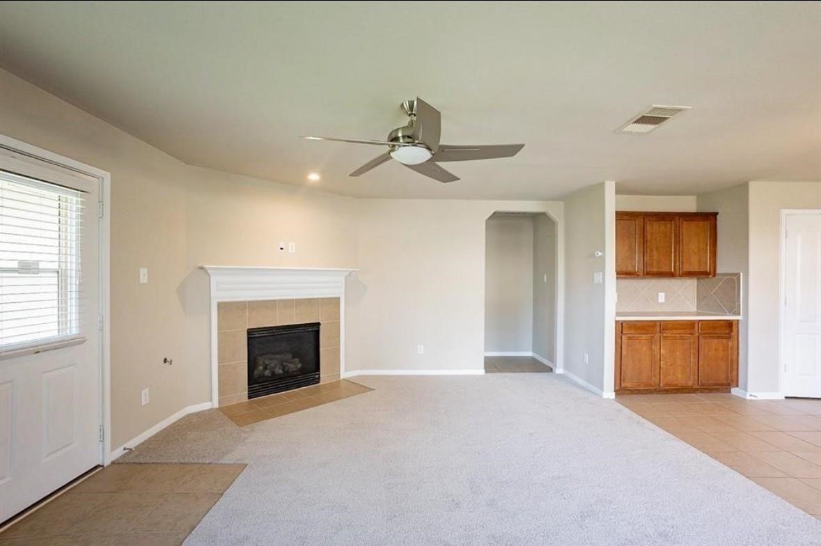 1111 Desert Springs Lane Property Photo 8
