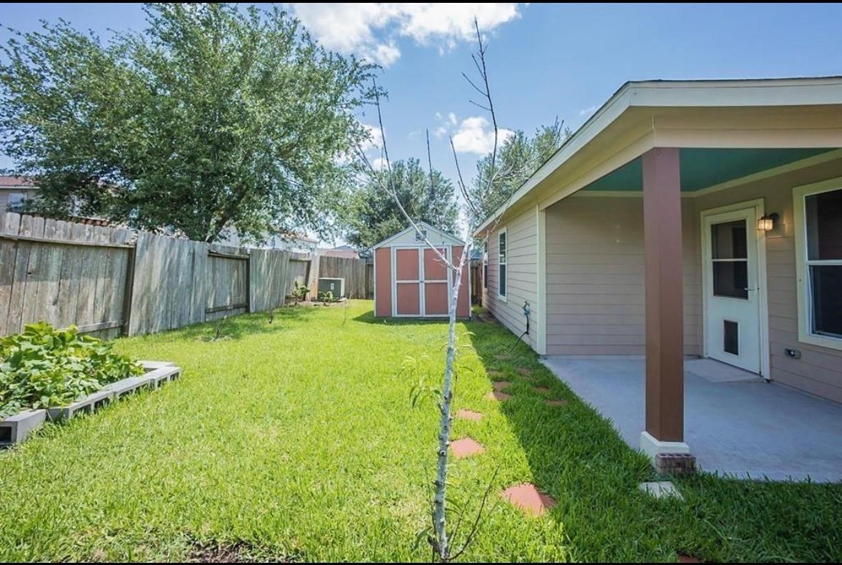 1111 Desert Springs Lane Property Photo 16