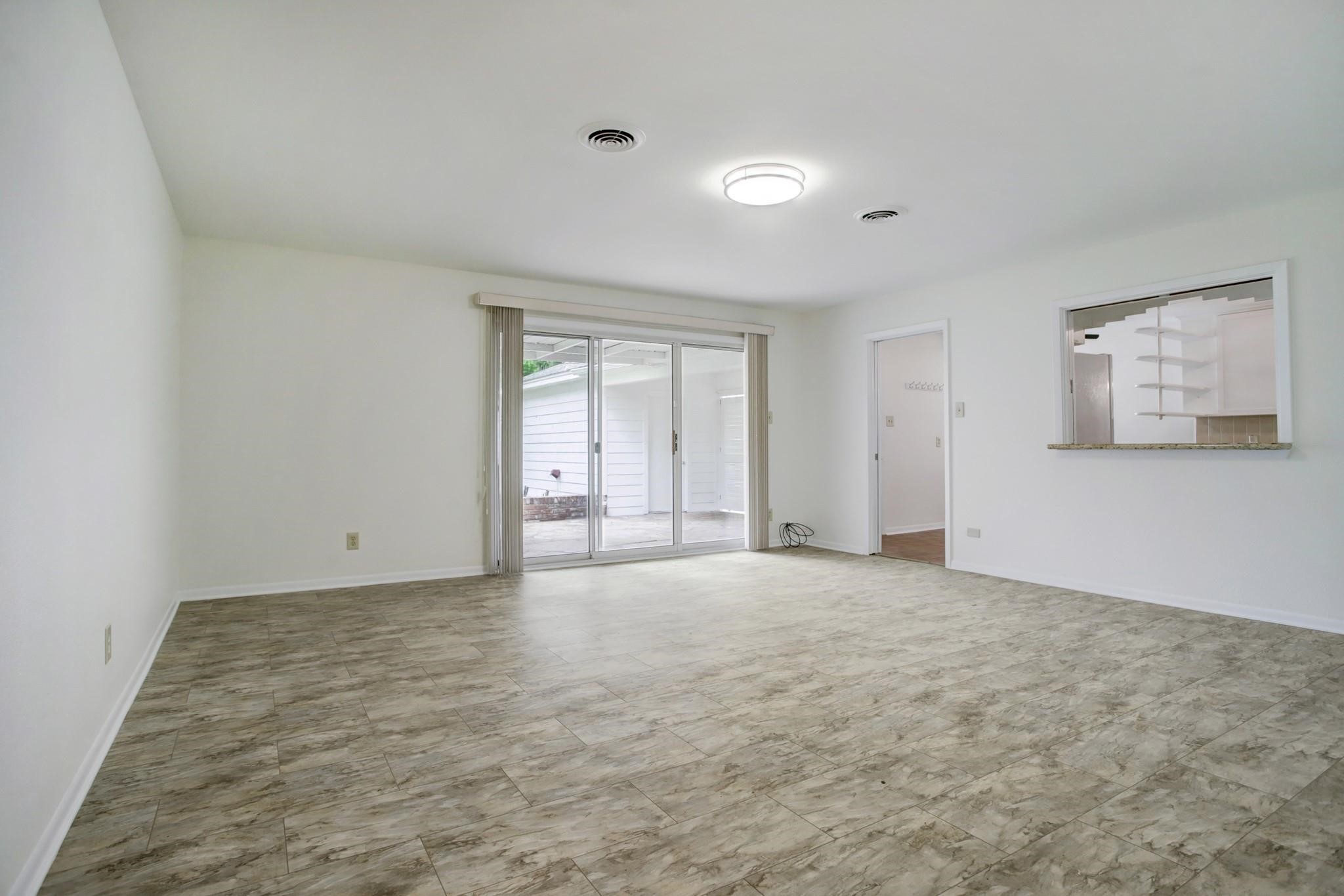 3807 Murworth Drive Property Photo 7