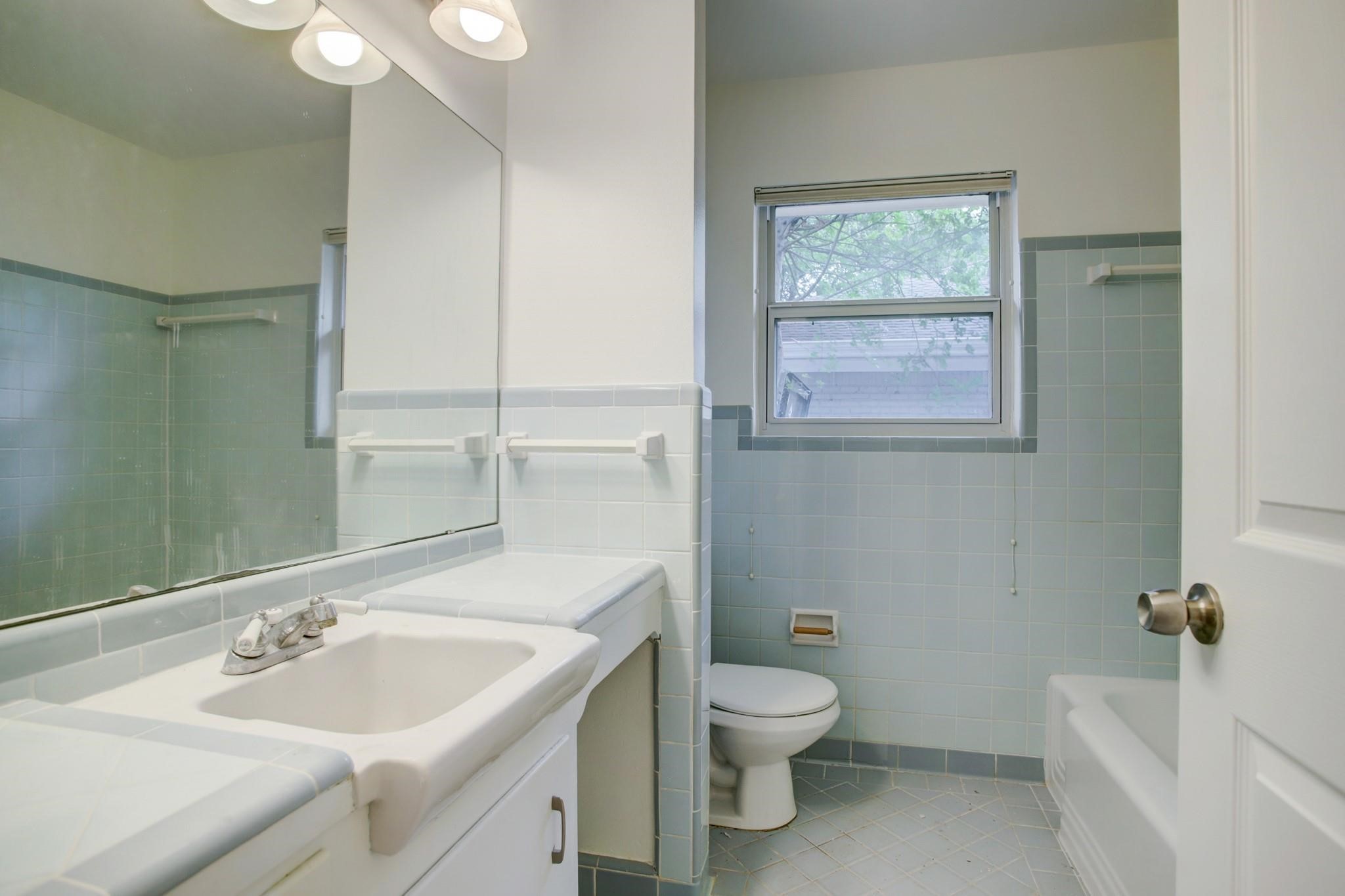 3807 Murworth Drive Property Photo 10