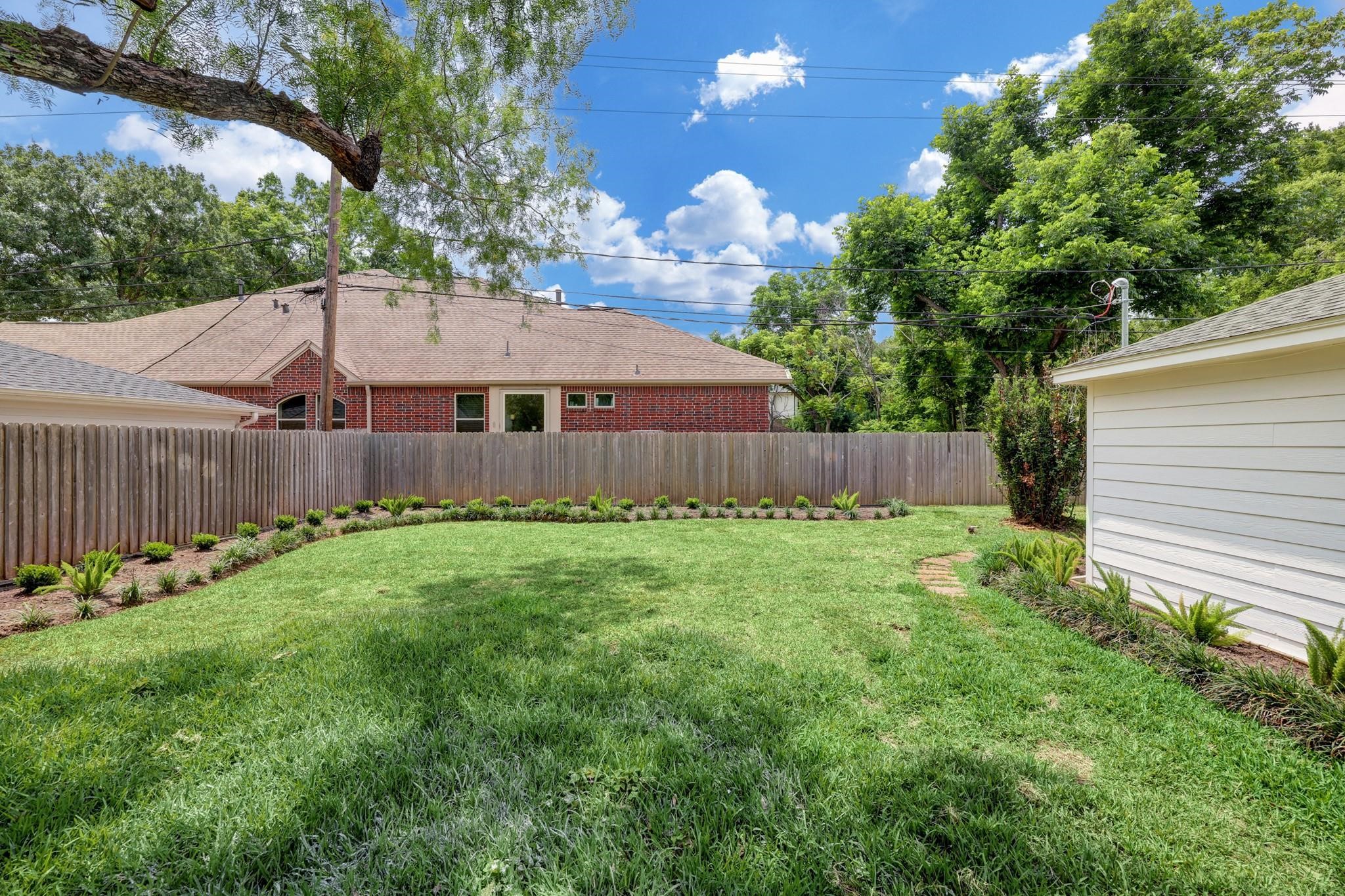 3807 Murworth Drive Property Photo 14