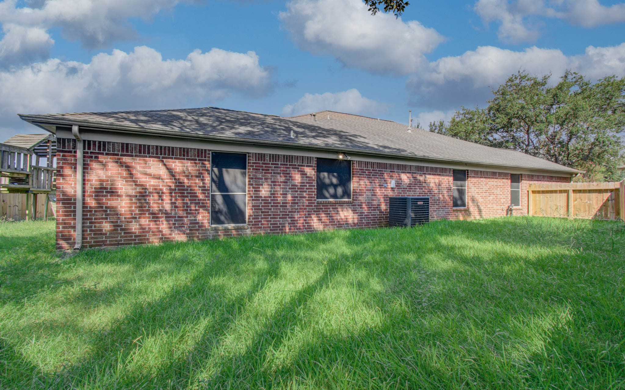 24203 Emory Green Street Property Photo 37