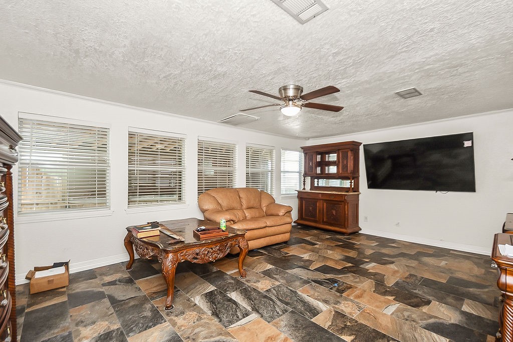 4415 W Bayshore Drive Property Photo 6